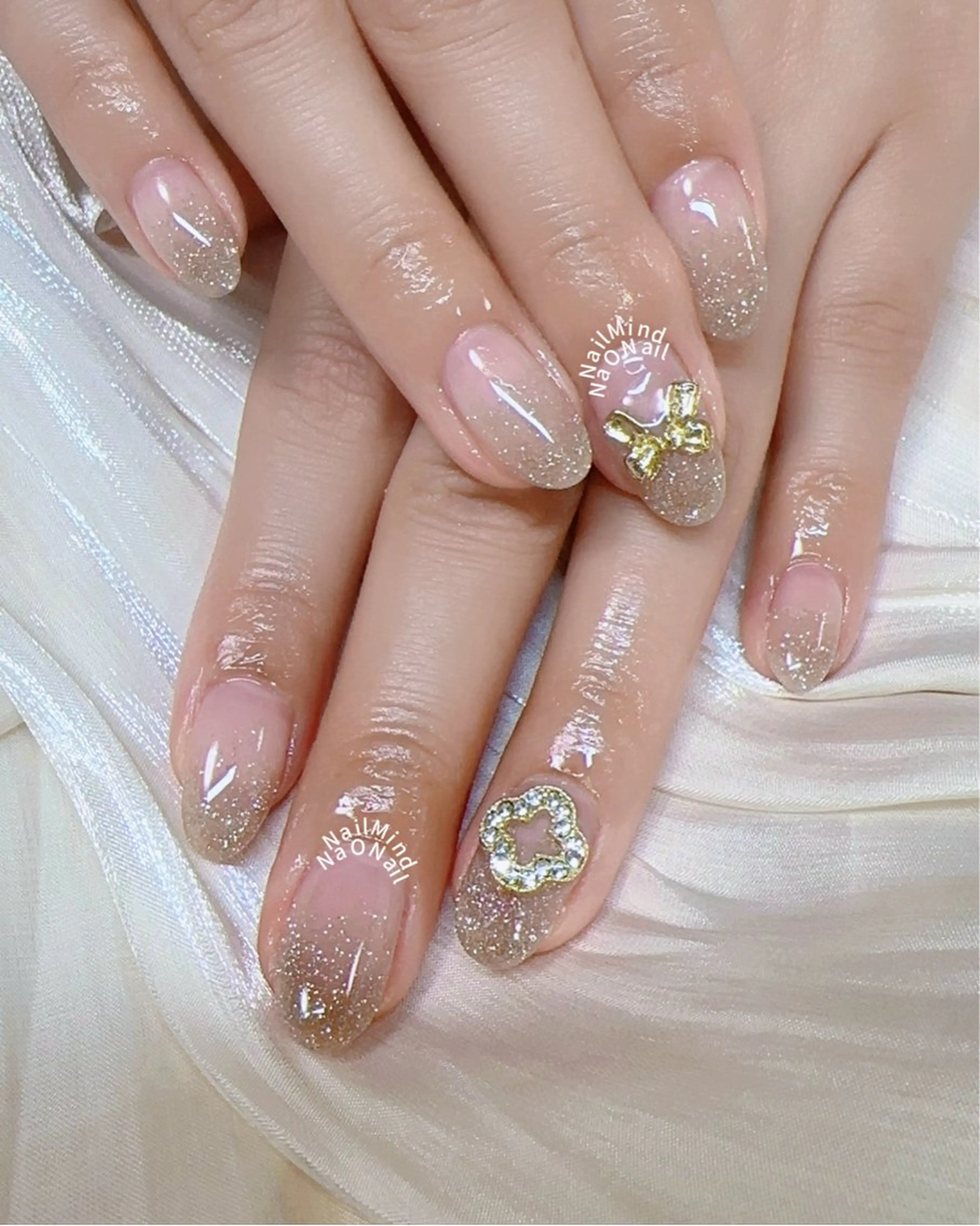 ネイル ラメ(グリッター) ラメグラデーション Nail Mind (NaONail）のネイルデザイン