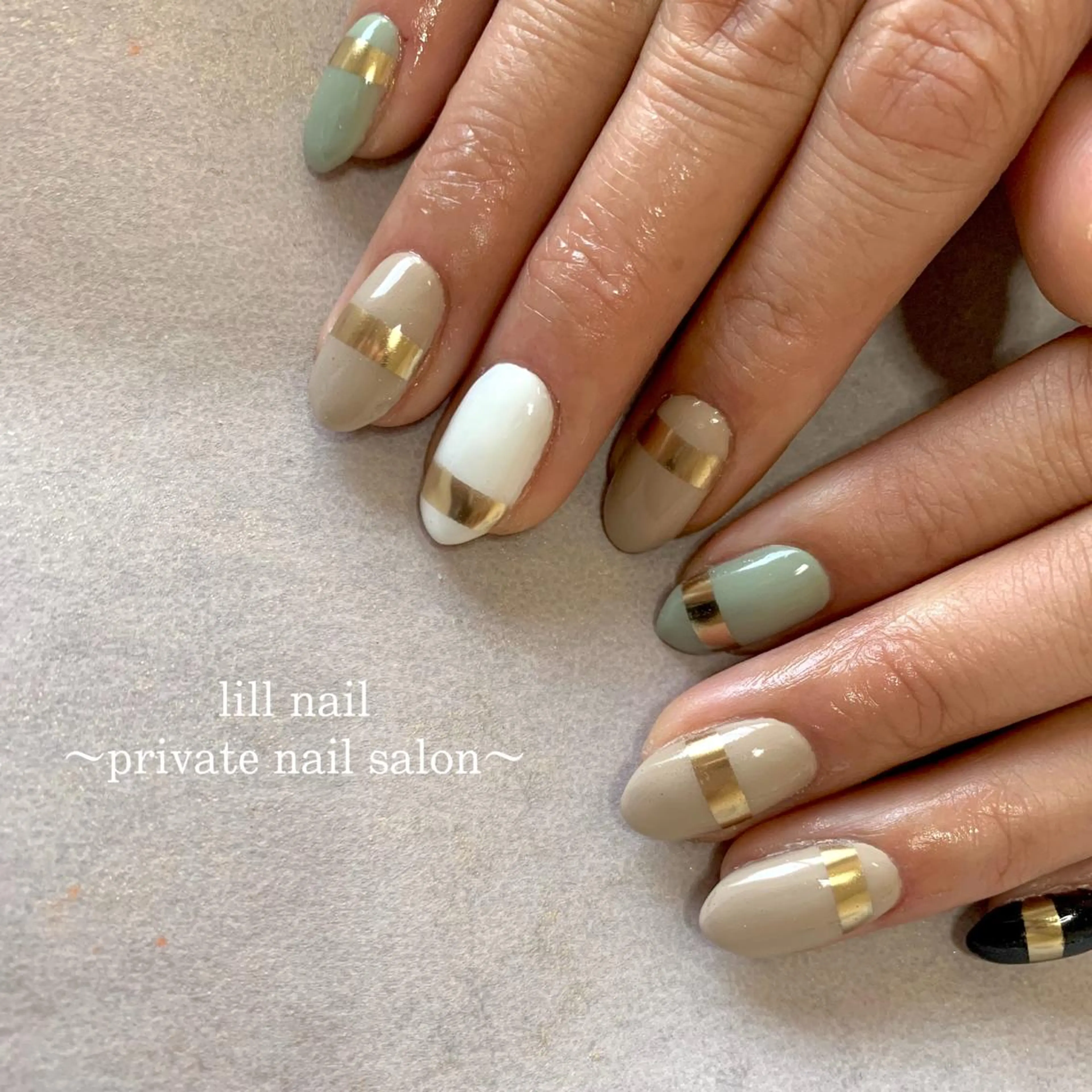 ミディアム pllia beautyのネイルデザイン