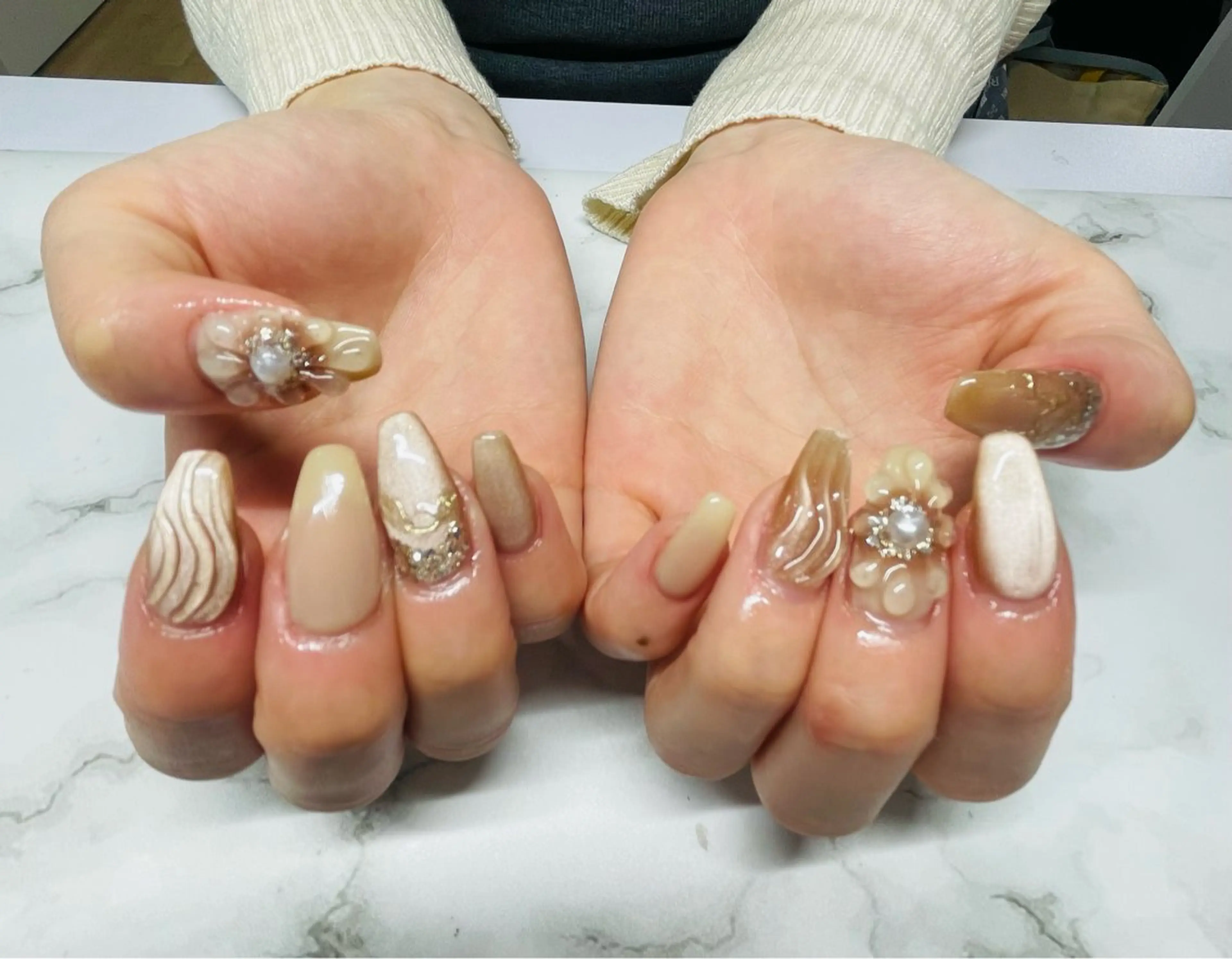 ネイル アートネイル フラワーネイル Star Beautyのネイルデザイン