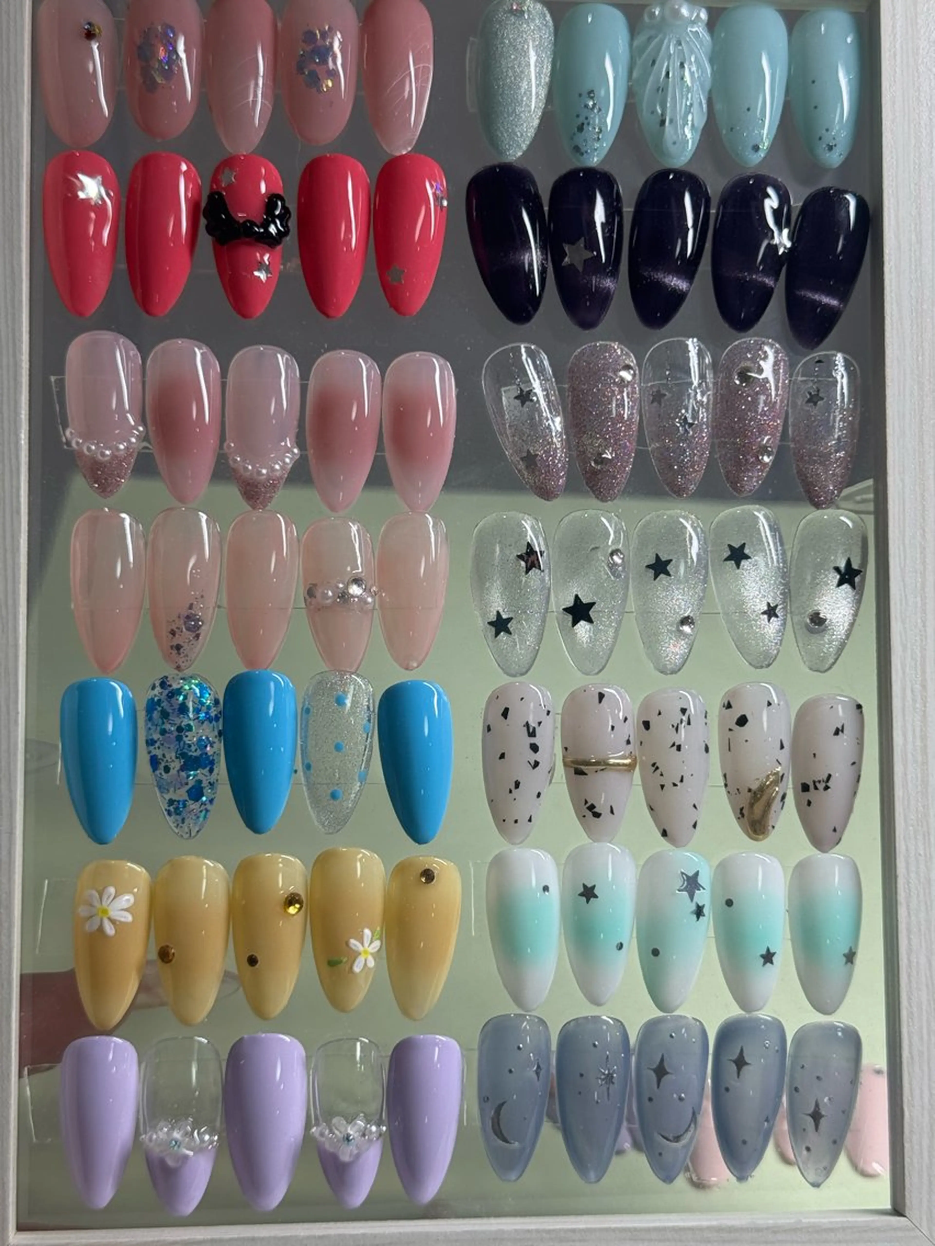 ネイル アートネイル オーロラネイル チークネイル フレンチネイル ガラスフレンチ ハンドネイル 🎀🎀YooLi Nail Salonのネイルデザイン