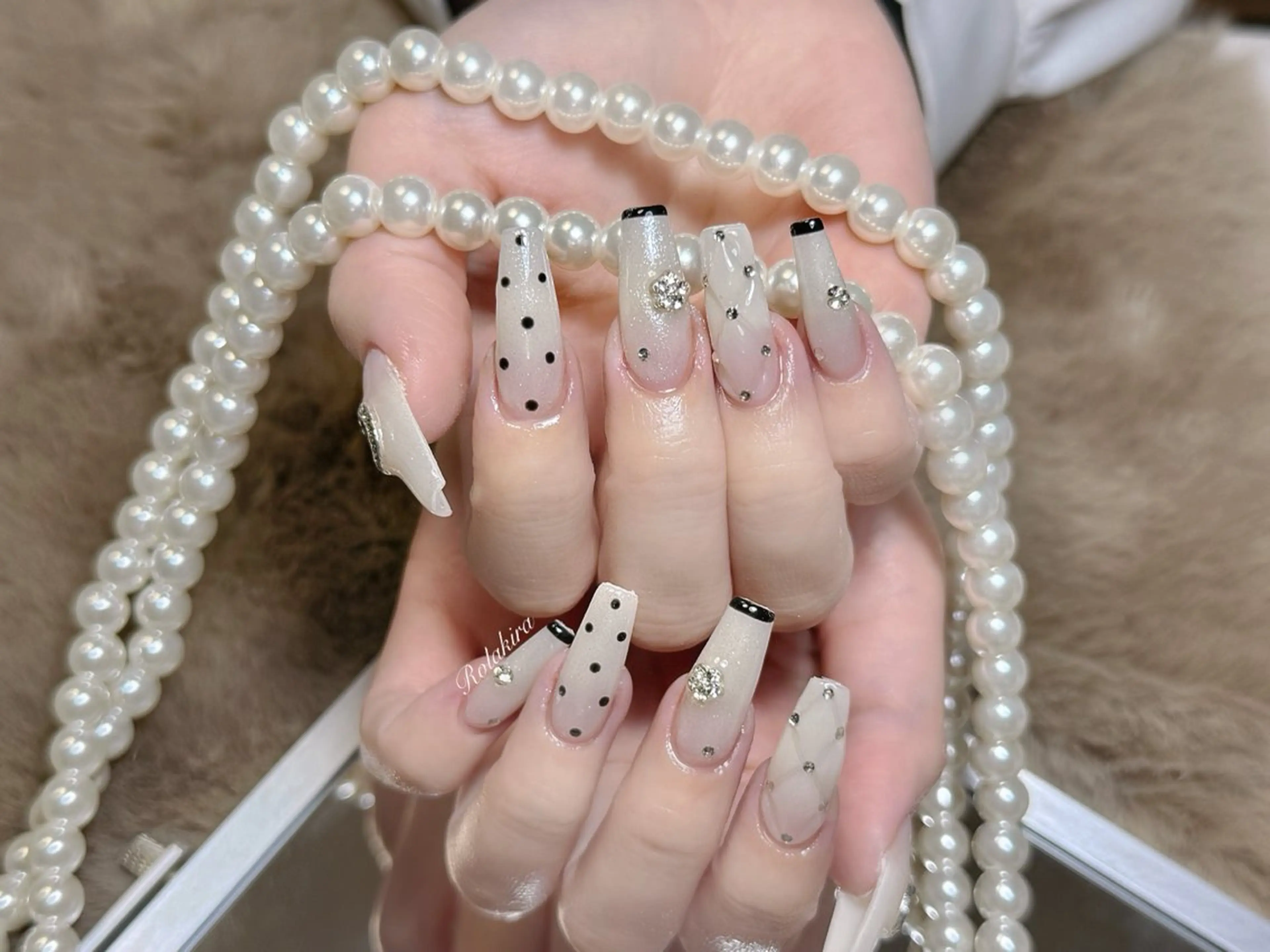 ネイル チークネイル 長さ出し フレンチネイル ジェルネイル 韓国ネイル ハンドネイル Rola kira nail salon所属・Rola kira 麗のネイルデザイン