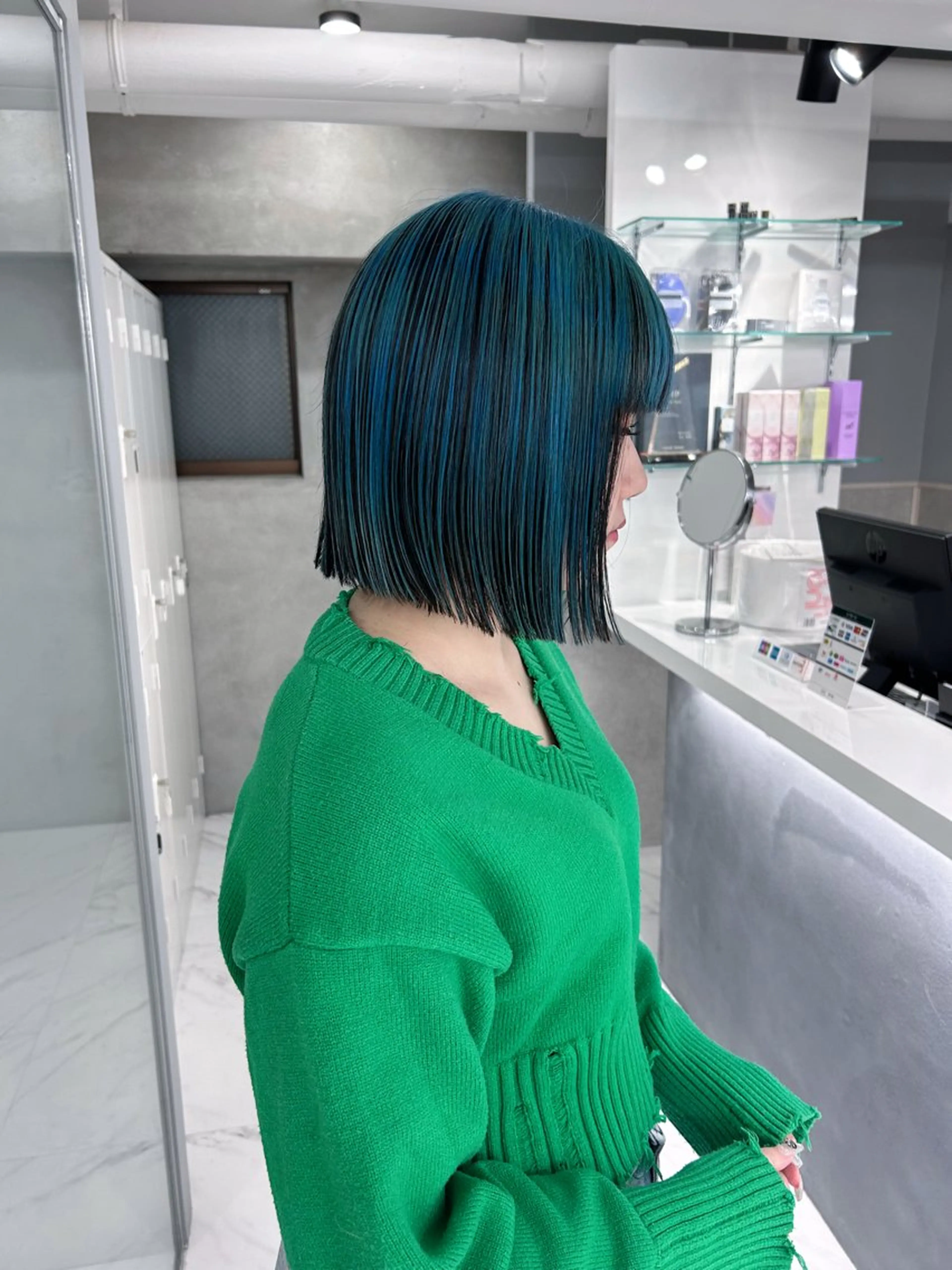 ショート カラー ブルーカラー ボブ カット ヘアカラー トリートメント shizuna/天神 /メンズ/ボブのヘアスタイル