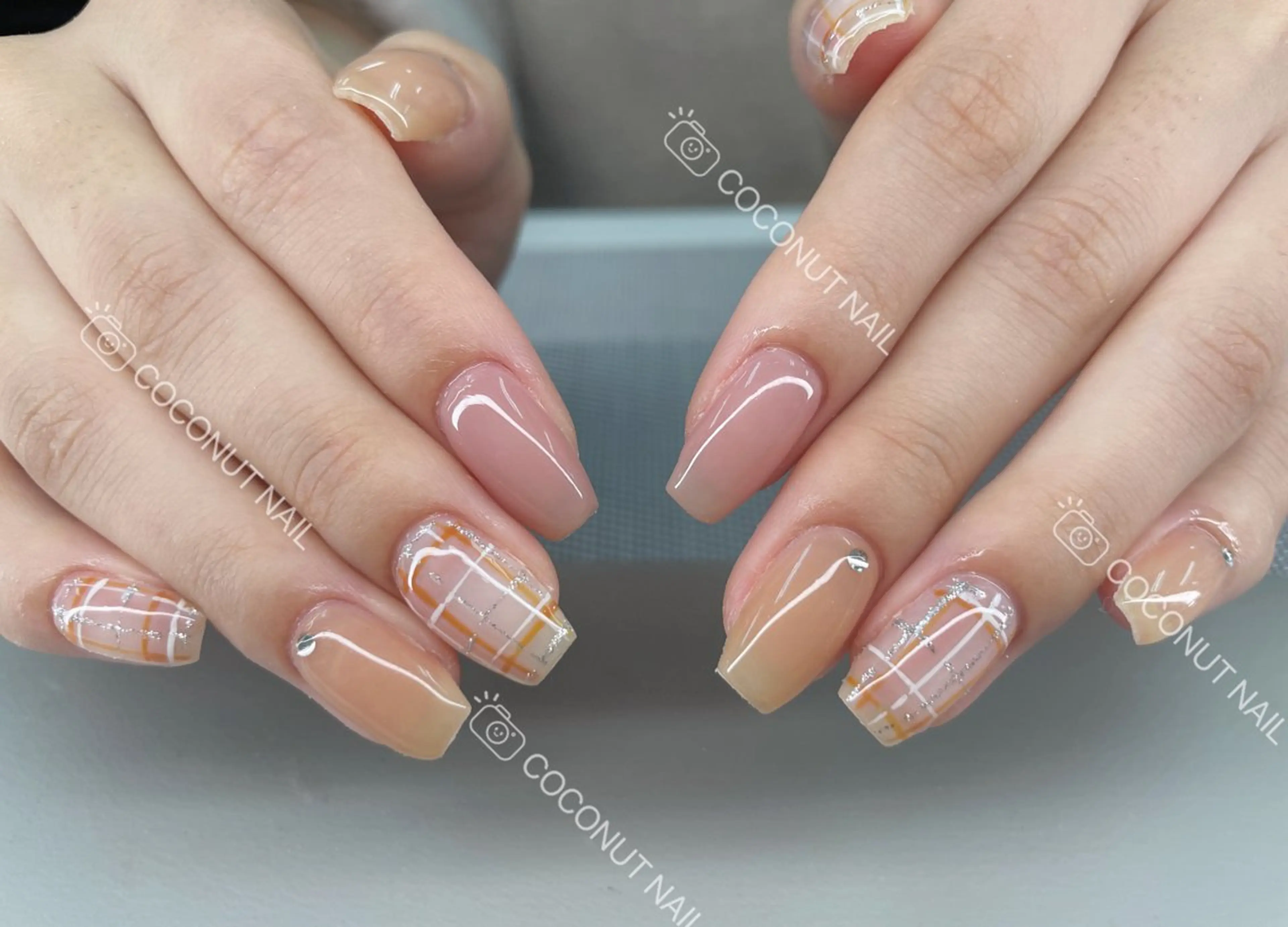 ネイル ハンドネイル 神田 ココナッツのネイルデザイン