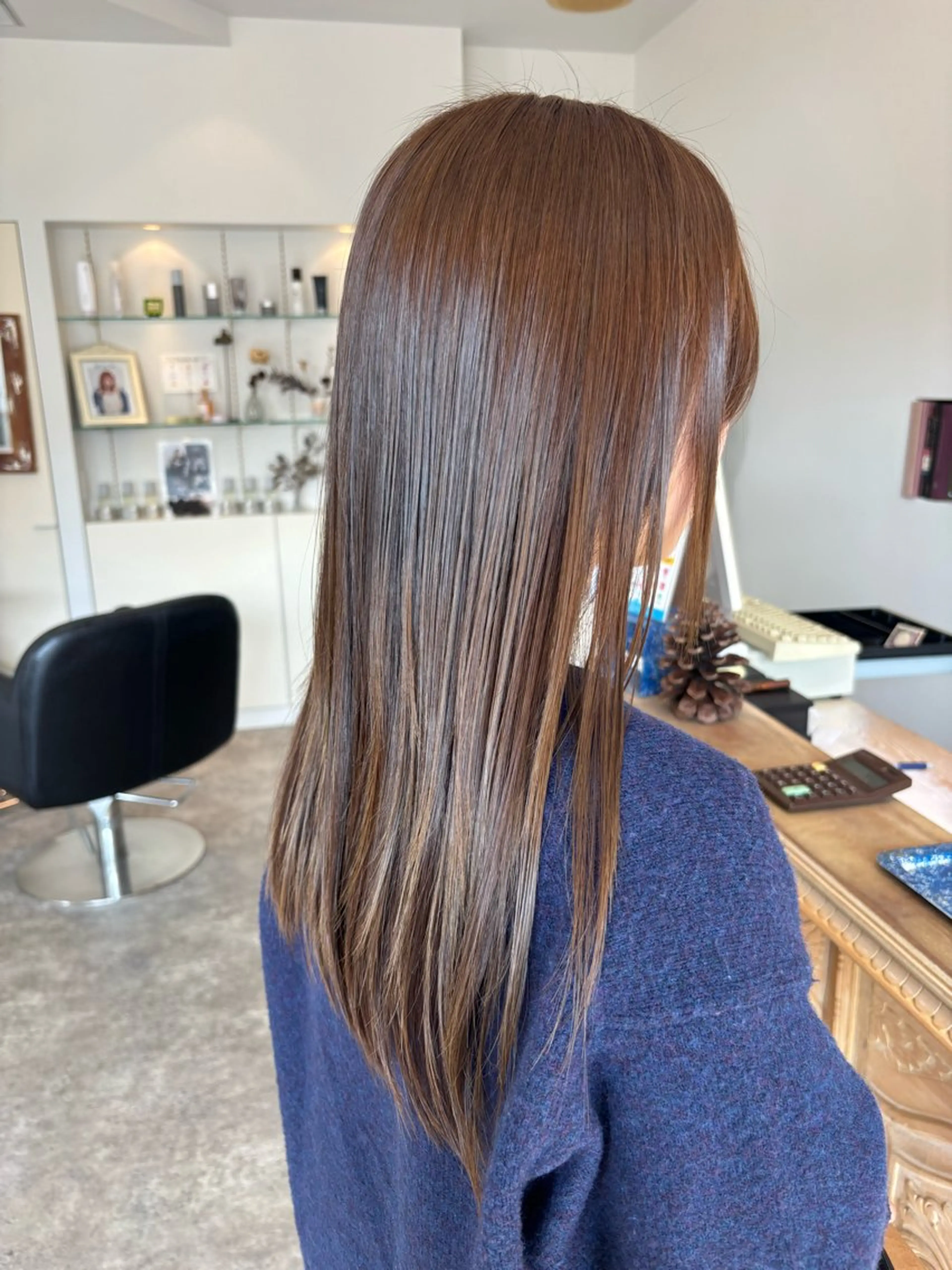 ロング ヘアカラー トリートメント 亀田 萌奈のヘアスタイル