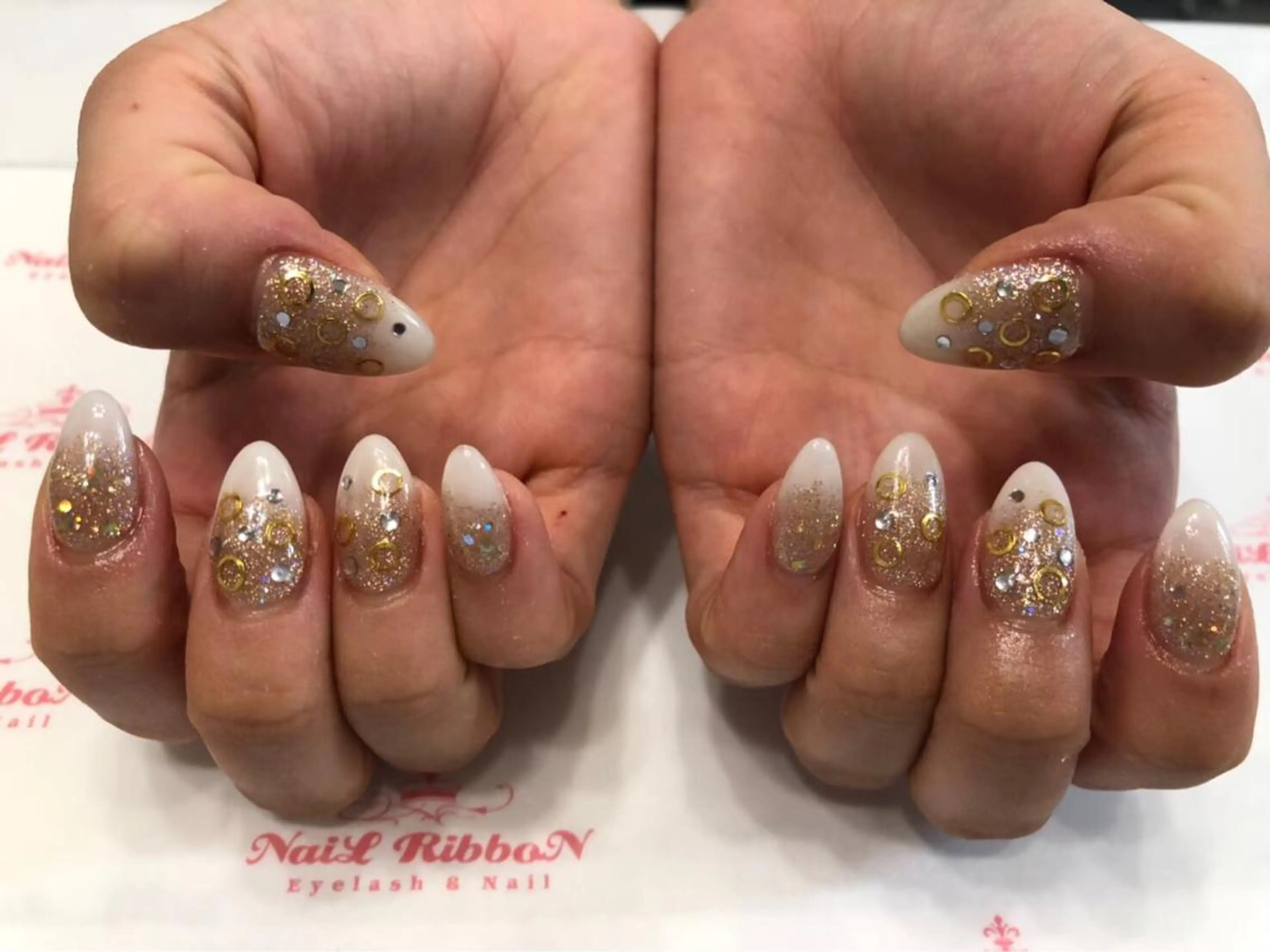 ネイル 春ネイル ネイルリボン 受付スタッフのネイルデザイン