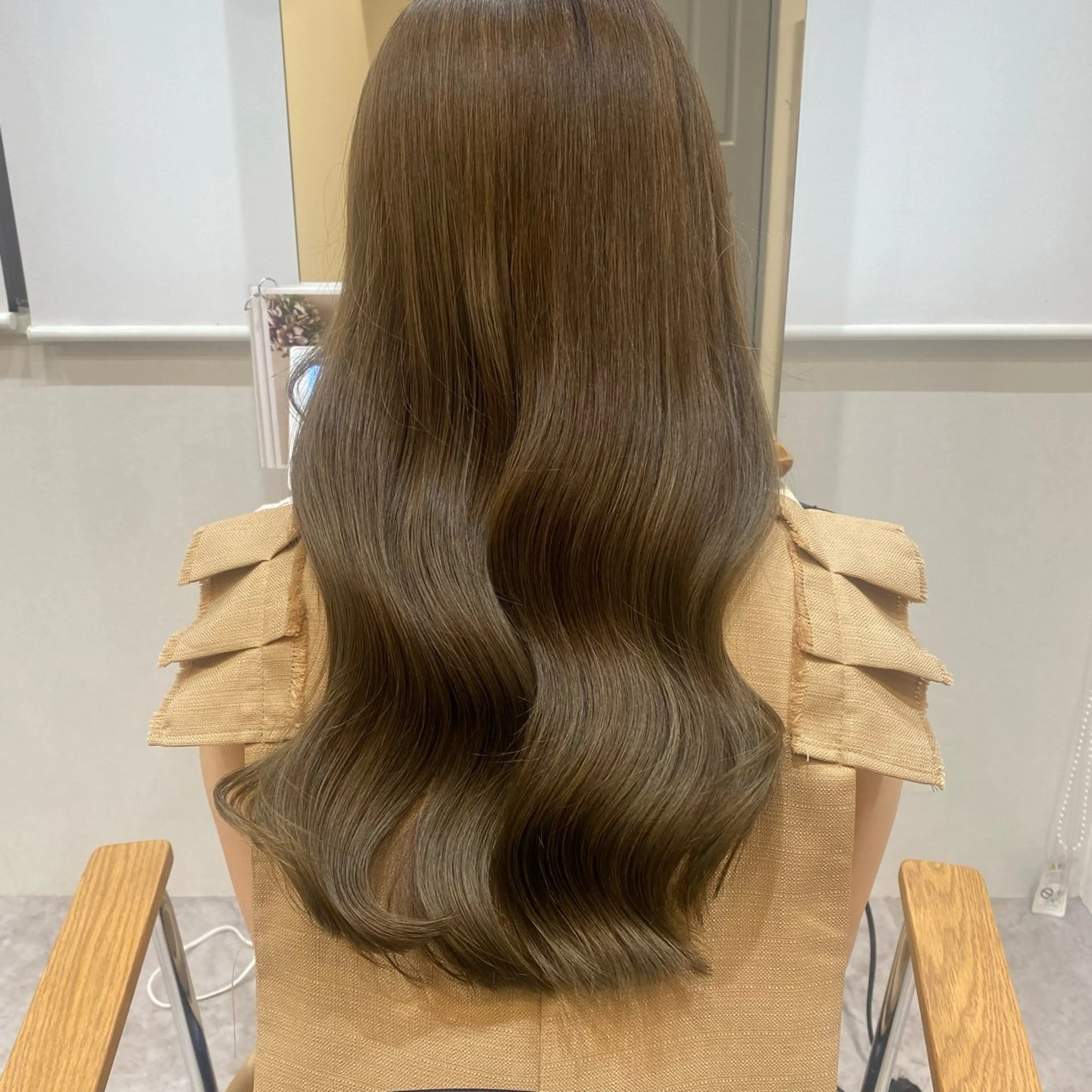 リタッチカラー（お白髪染めもOK）＋クイックトリートメント（2種類のtr）の写真