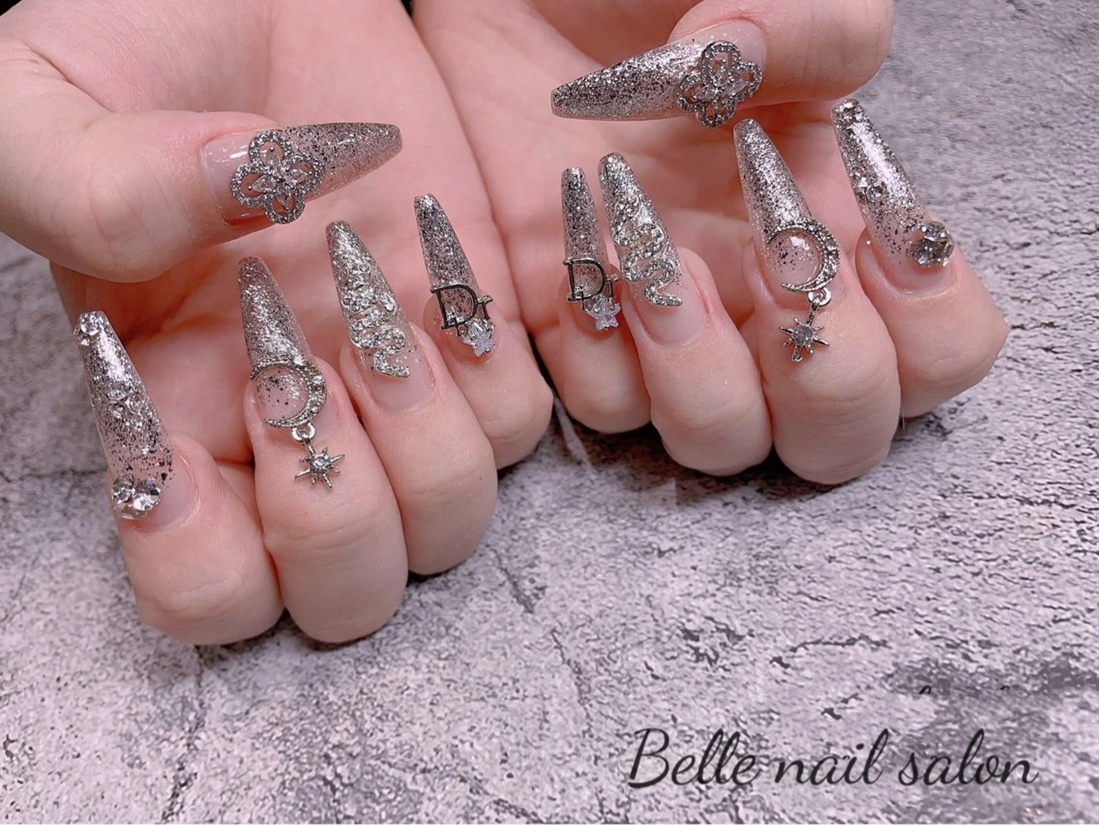 ネイル オーロラネイル フットネイル 韓国ネイル ラメ(グリッター) ラメグラデーション Belle nail salon 新小岩のネイルデザイン