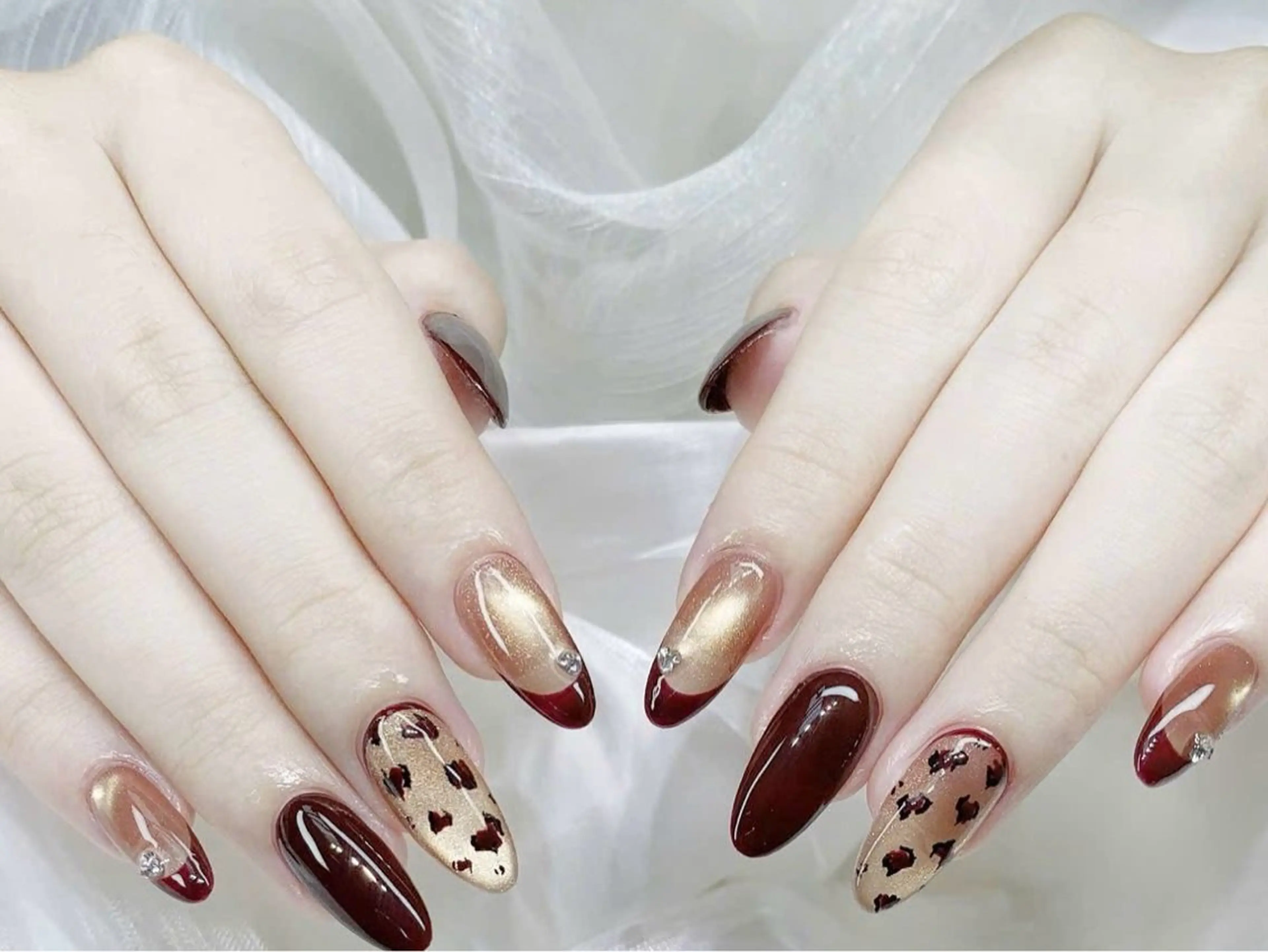 ネイル 長さ出し フットネイル ジェルネイル 韓国ネイル マグネットネイル YMT NailStudio所属・YMT NailStudioのネイルデザイン