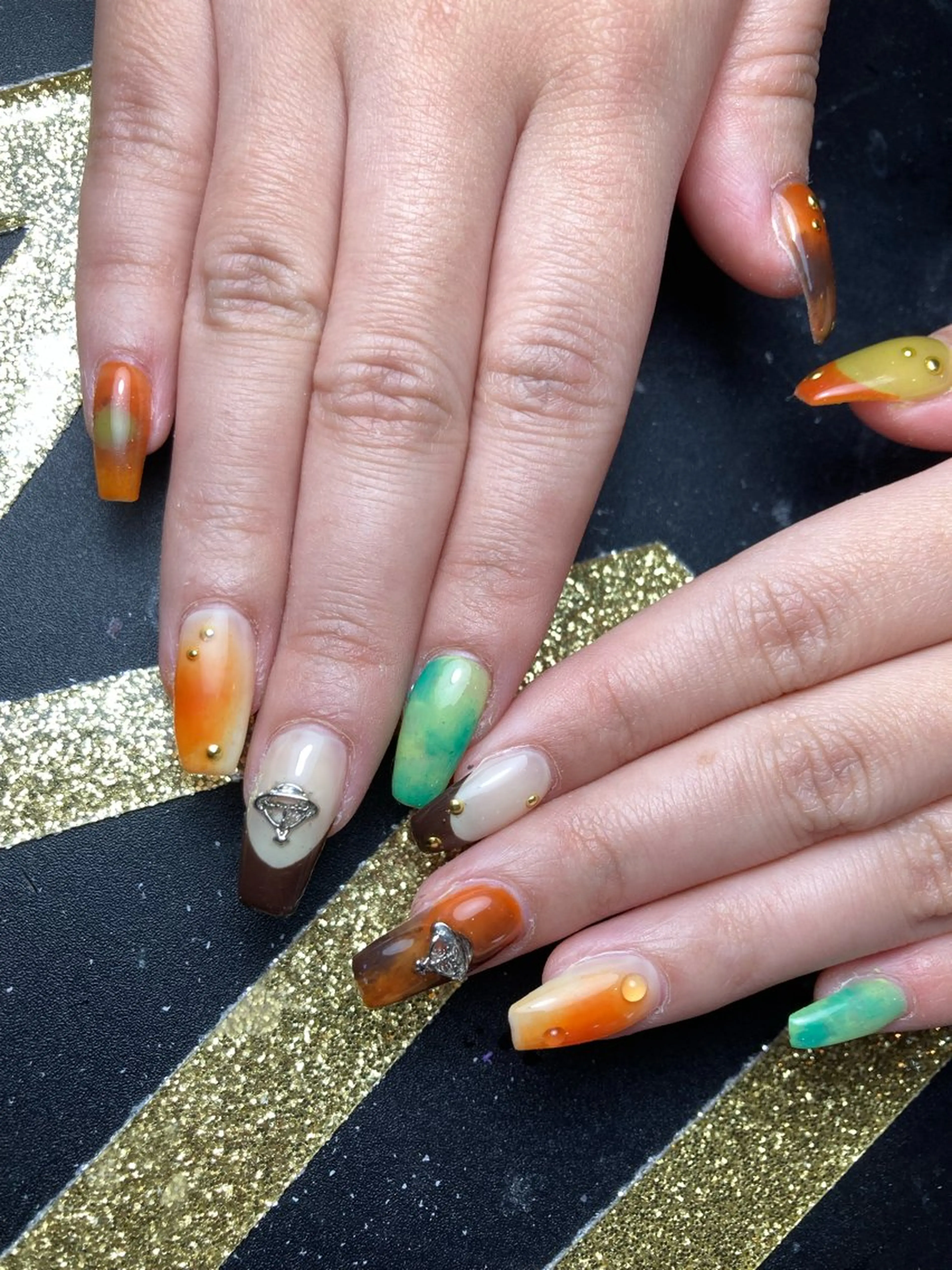 ネイル ハンドネイル 海外ネイル u4me🦄💜のネイルデザイン