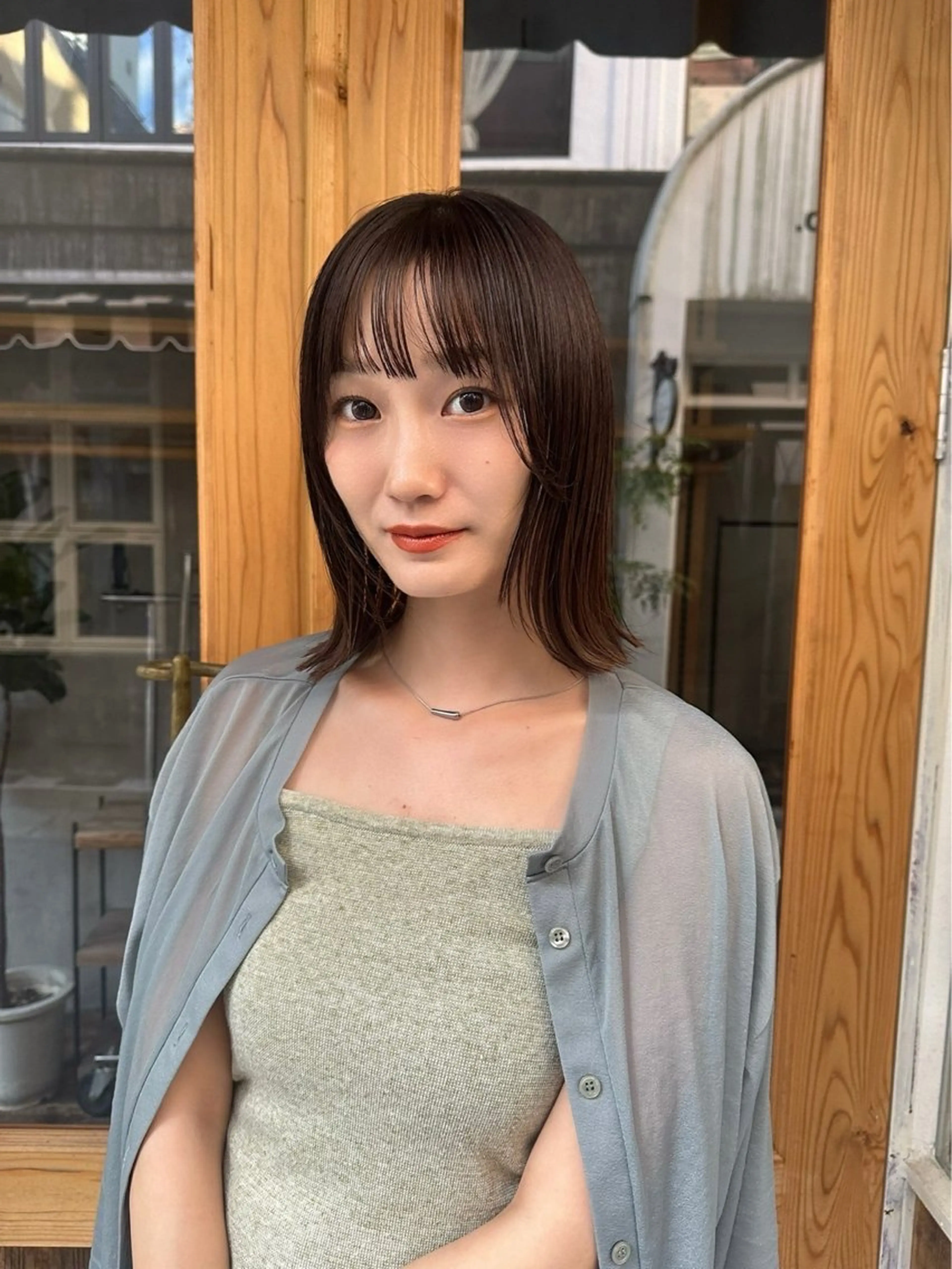 カラー 山本 絢菜のヘアスタイル