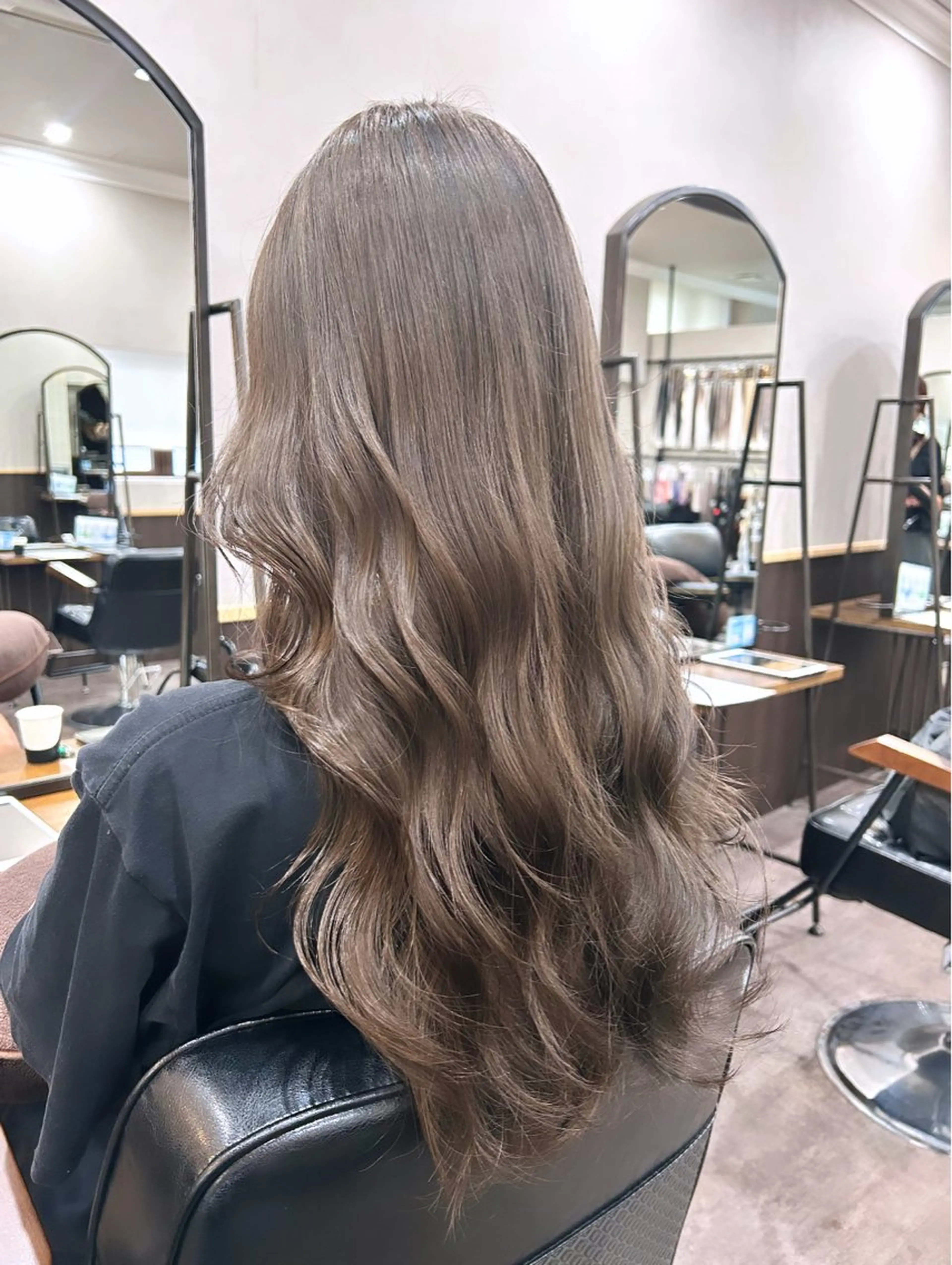 ロング カラー カット ヘアカラー トリートメント 🦄🩵YUNA 🩵🦄のヘアスタイル