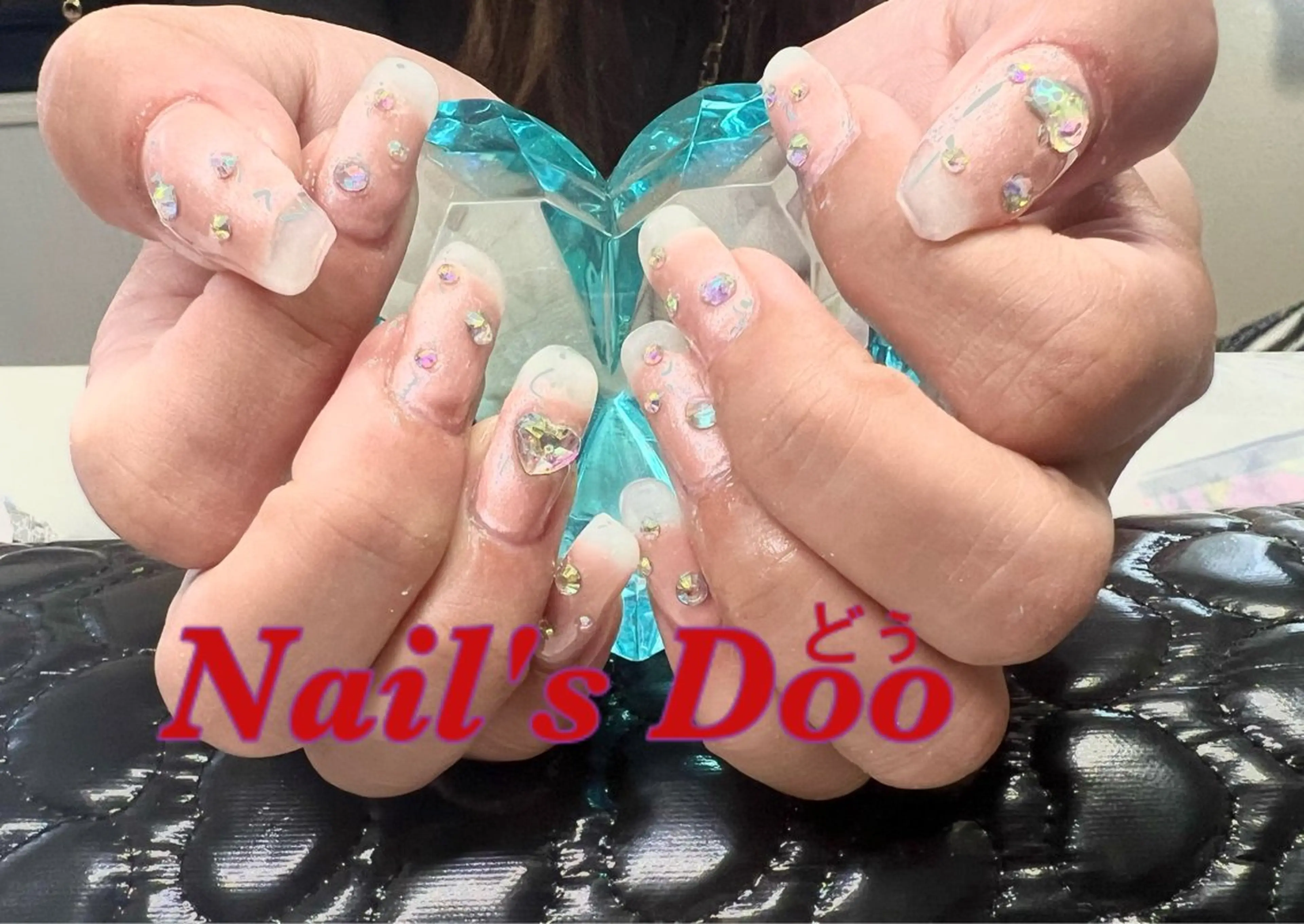 ネイル 長さ出し ジェルネイル ハードジェル ピンク ホワイト Salon's Dooのネイルデザイン