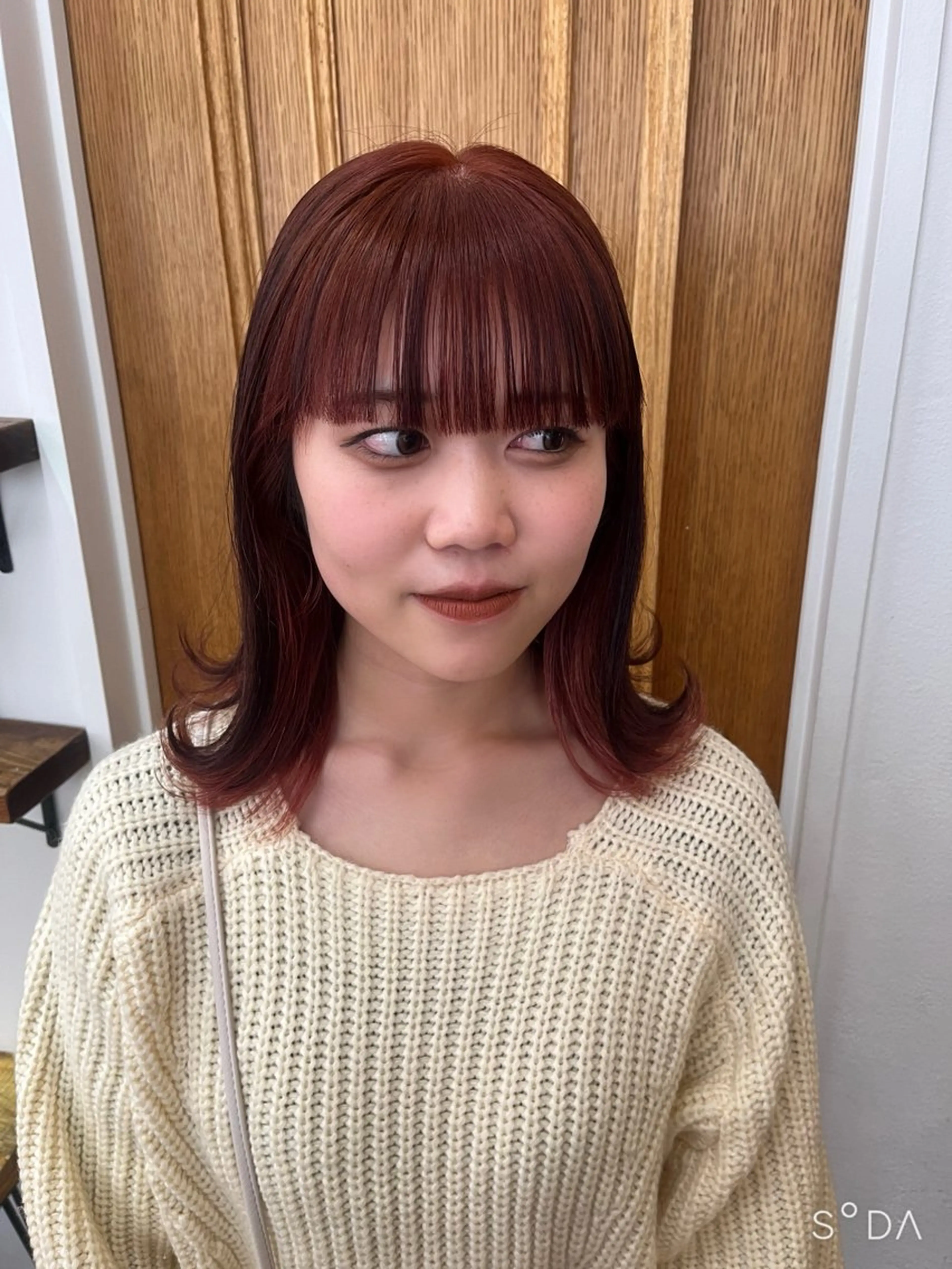 セミロング カラー くいた あやなのヘアスタイル