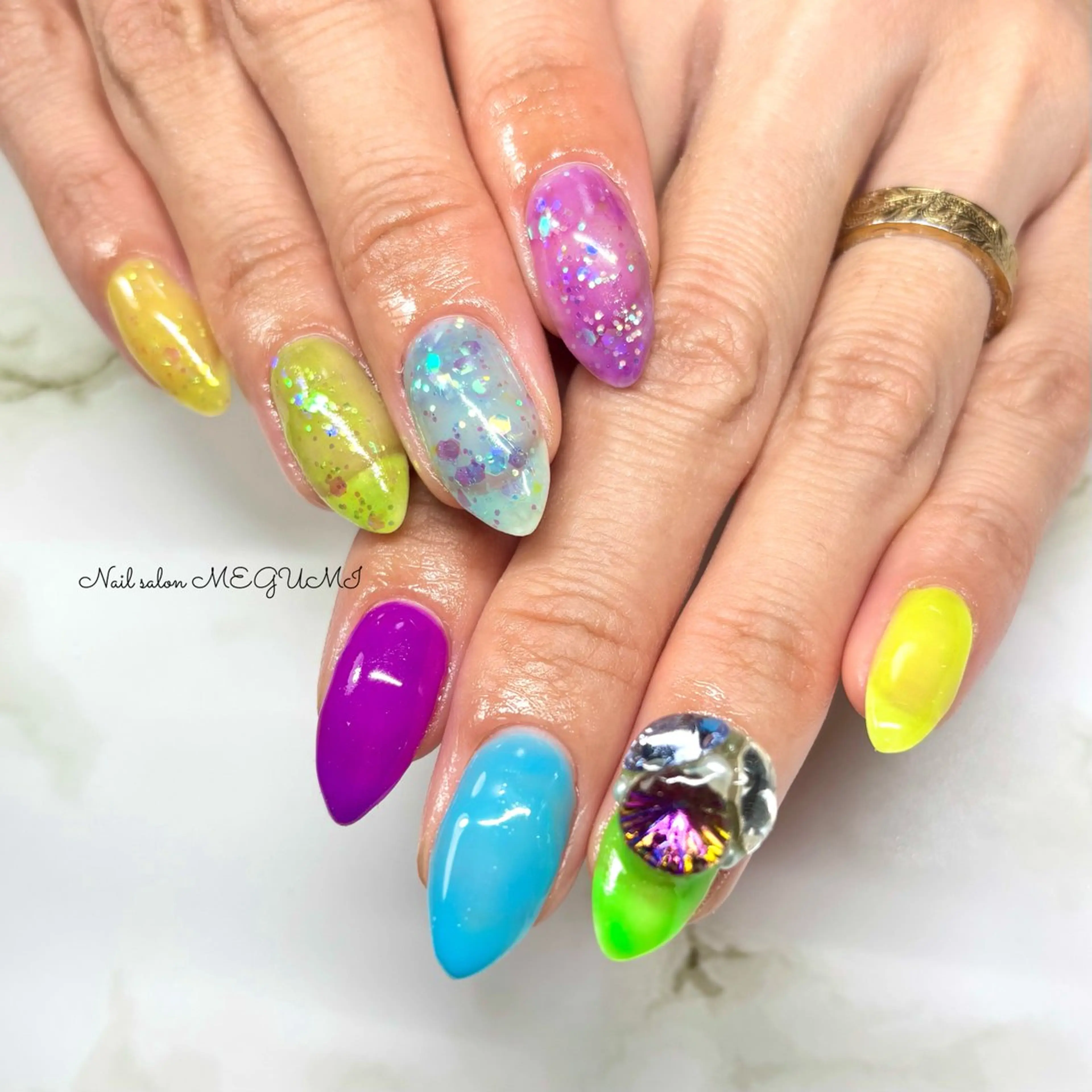 ネイル Nail salon MEGUMIのネイルデザイン