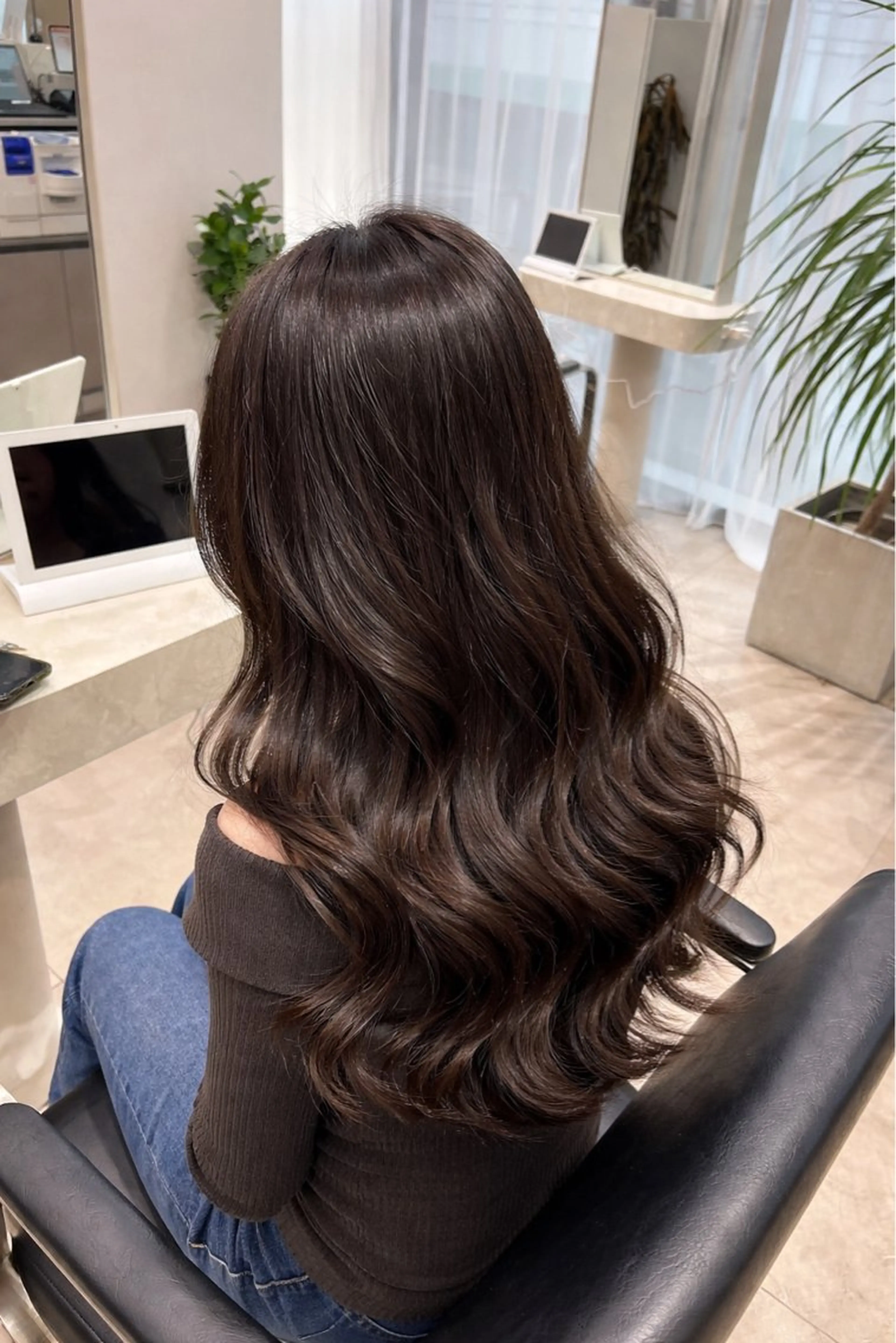 【U25限定♥】カット+天使の輪うる艶トリートメント (5cm以上切れる方限定)の写真