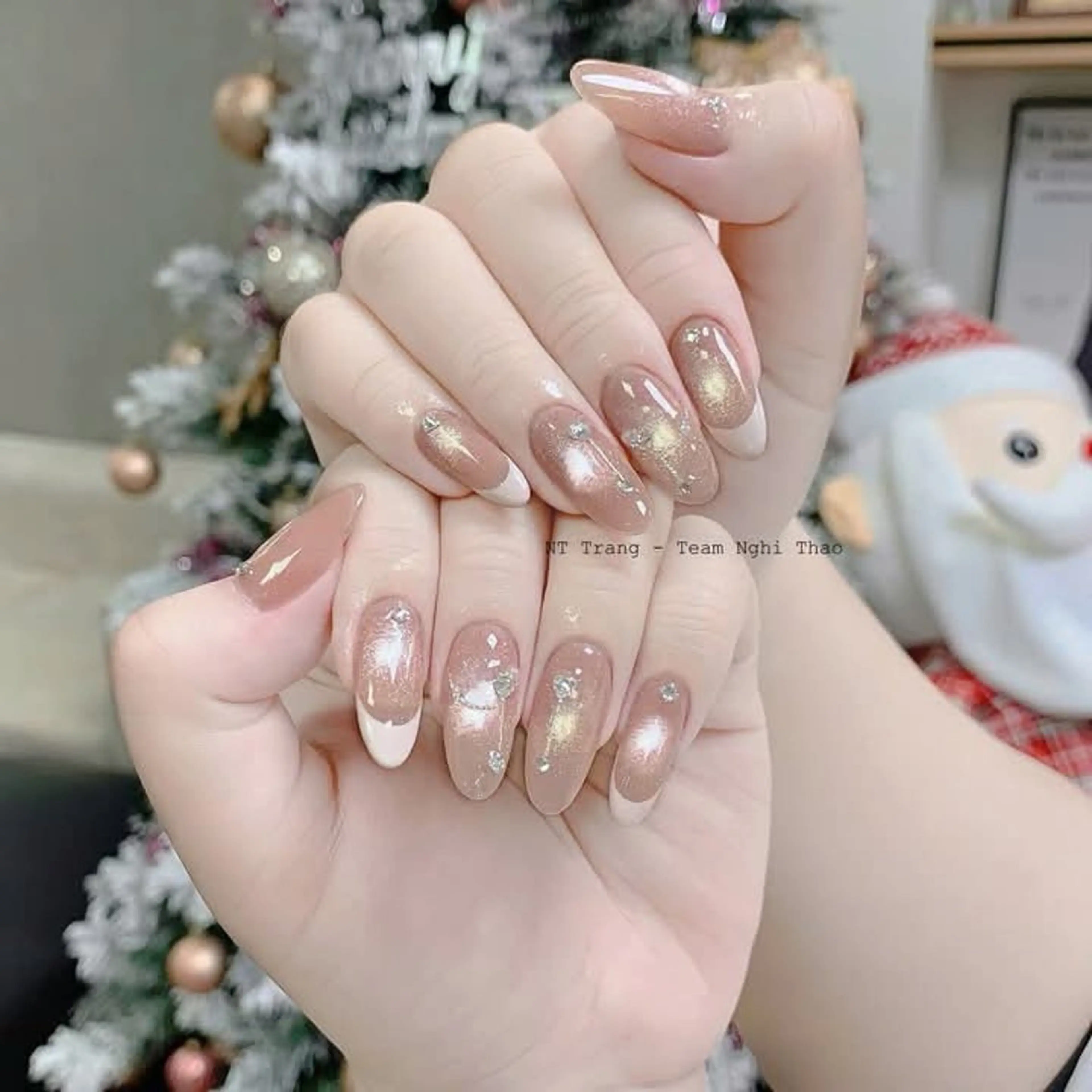 ネイル 長さ出し ネイルチップ ヒナネイルサロン所属・Hina ネイルサロンのネイルデザイン