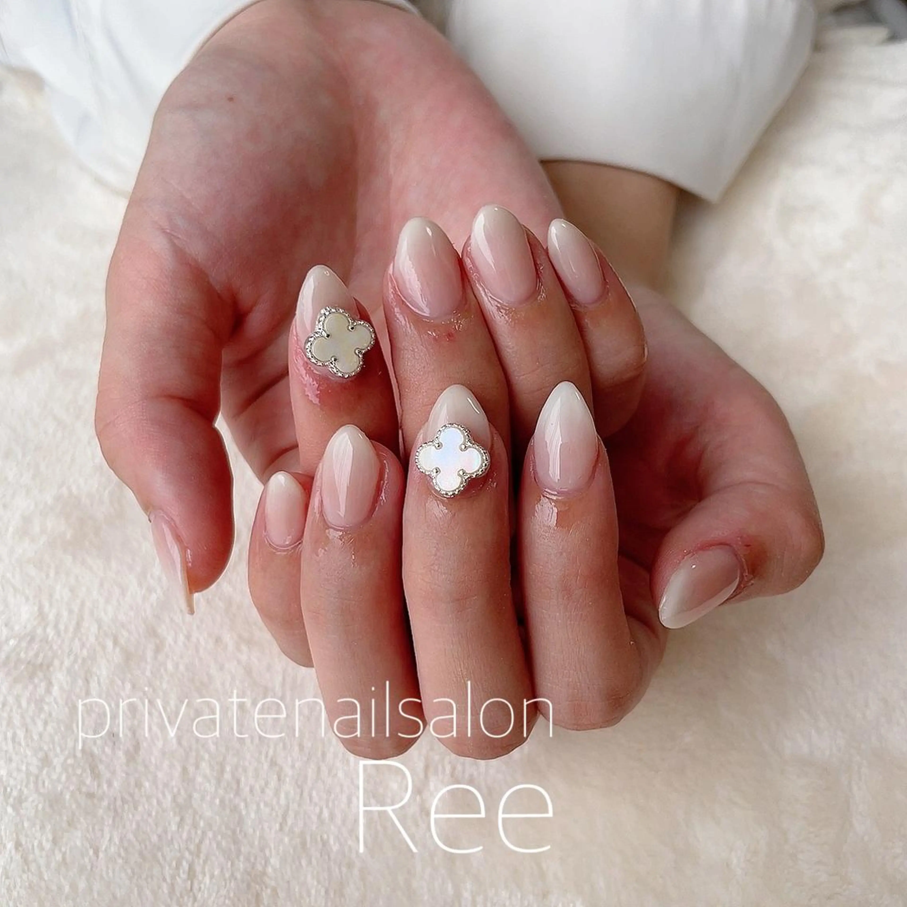 ネイル 知花 梨花のネイルデザイン