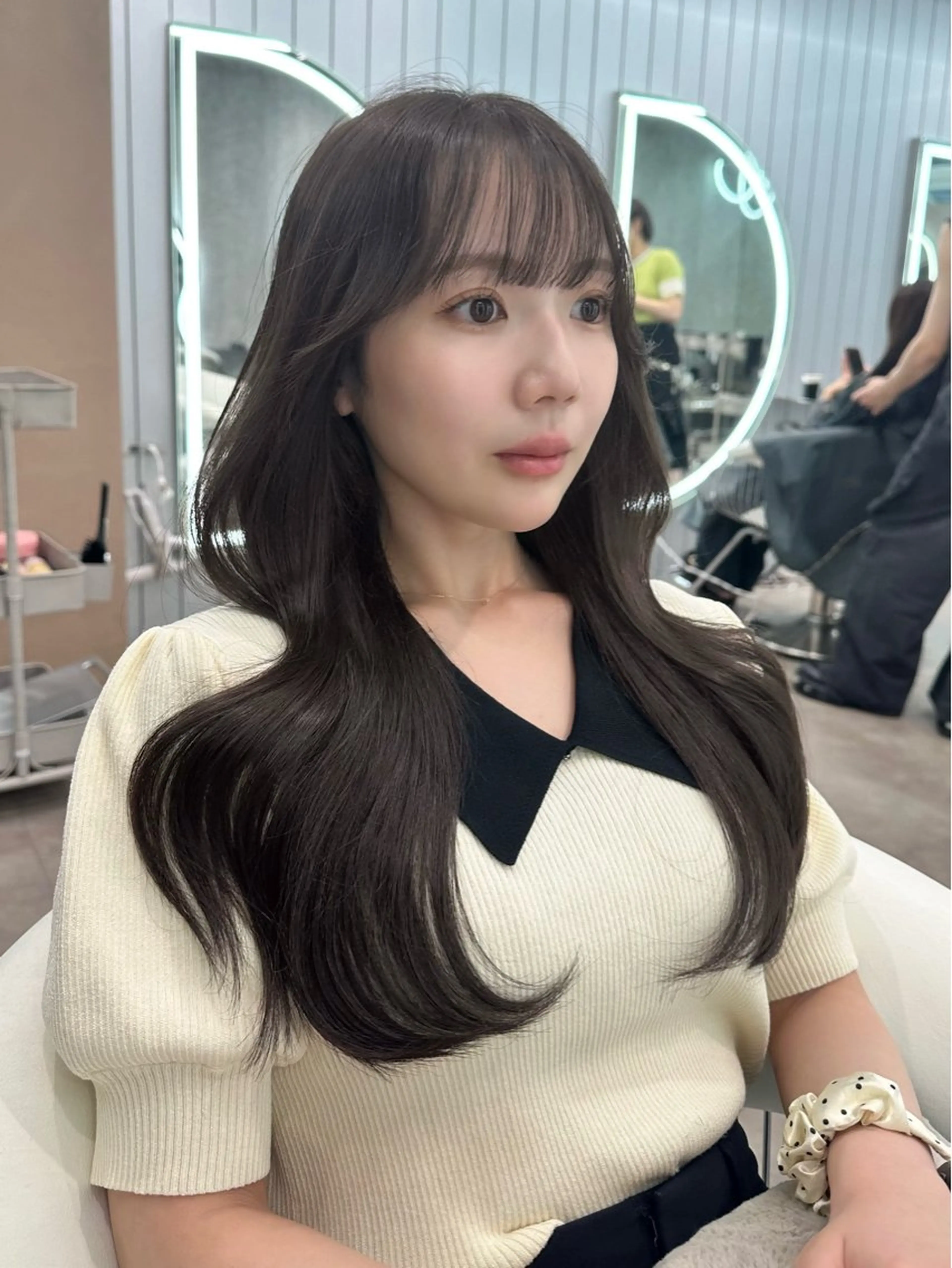 ミディアム カラー ヘアアレンジ カット ヘアカラー ブリーチなしW🎀 髪質改善／はのんのヘアスタイル