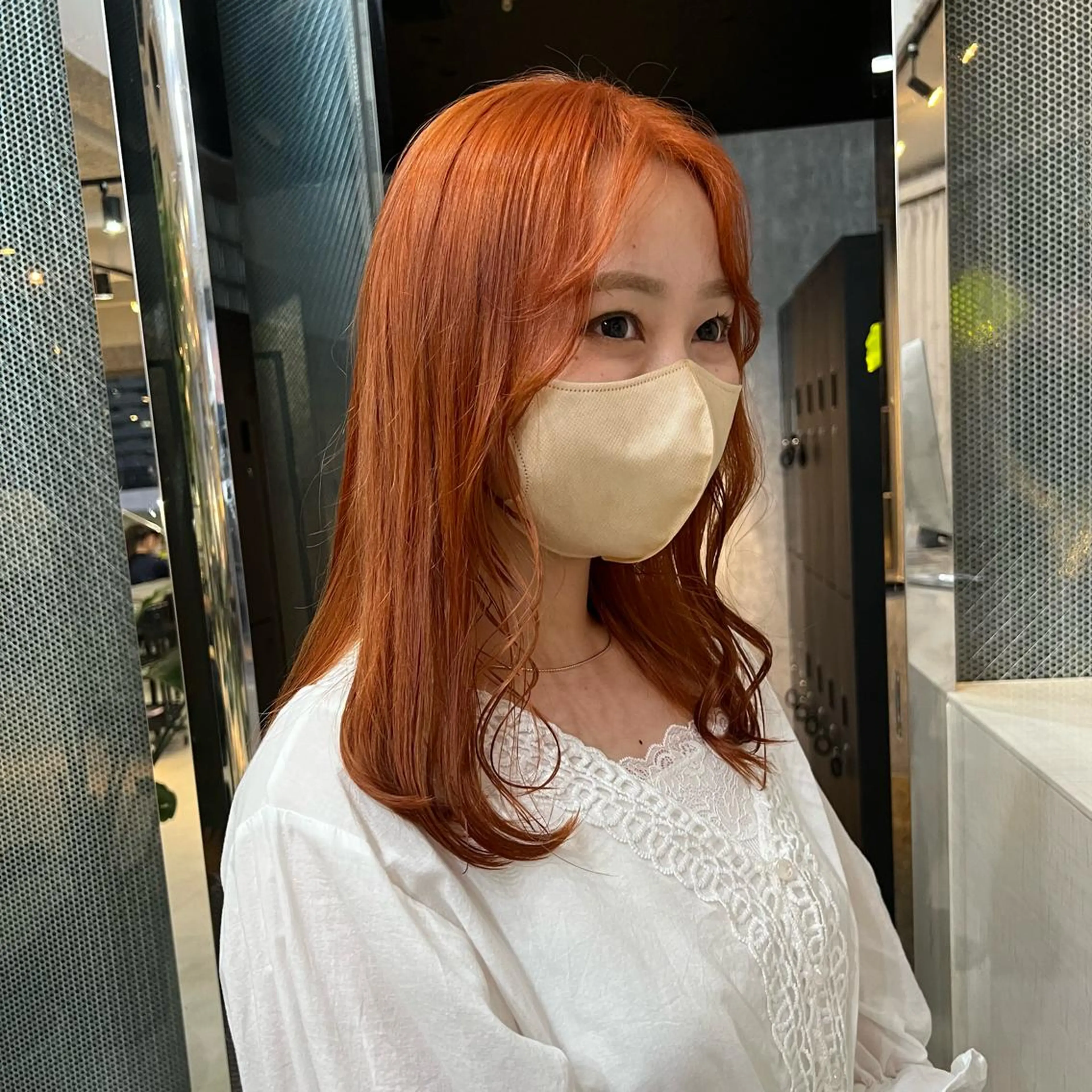 ロング カラー ヘアアレンジ ベージュカラー オレンジ オレンジベージュ TIDEHAIR SHIHOのヘアスタイル