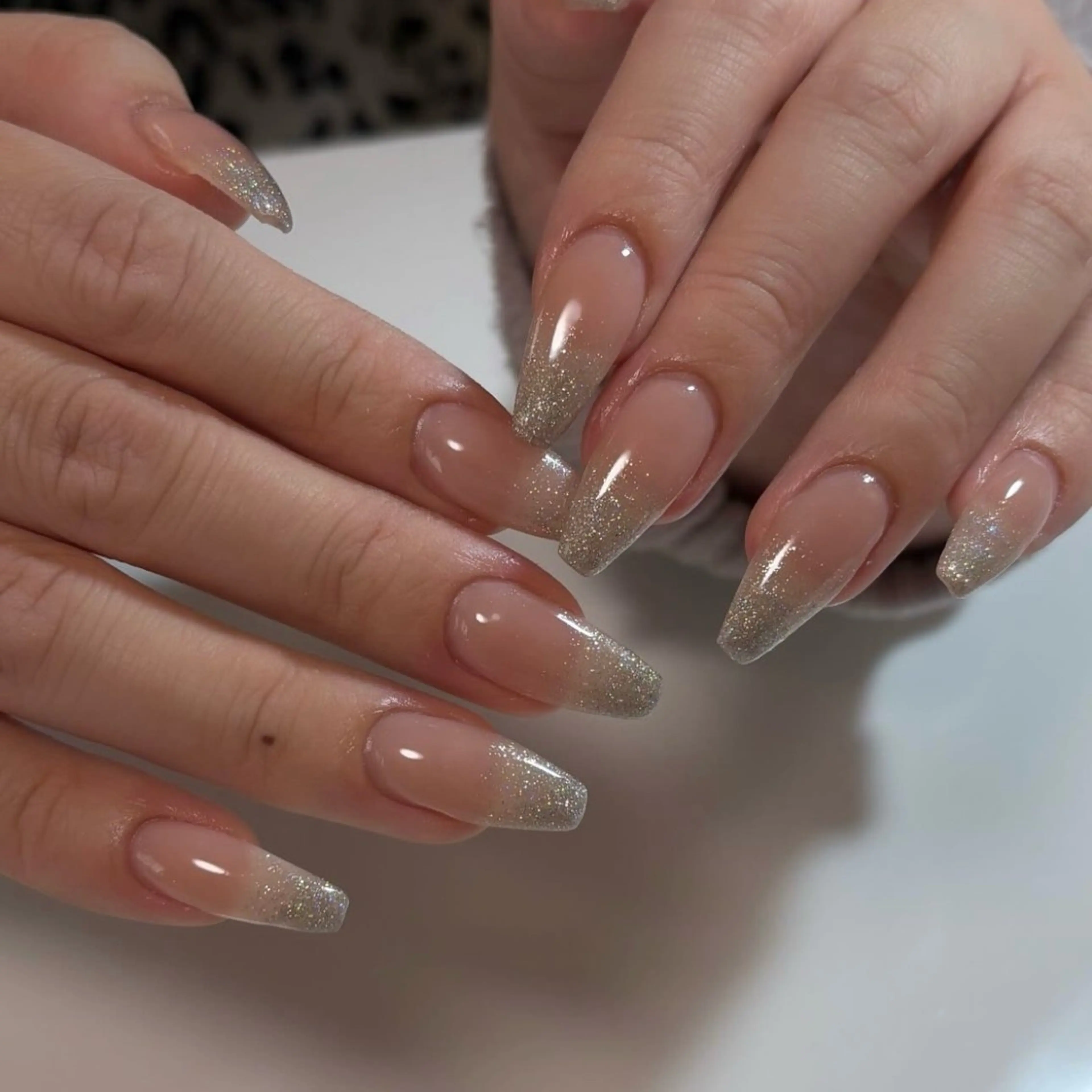 ラメグラデーションネイルケア込の写真