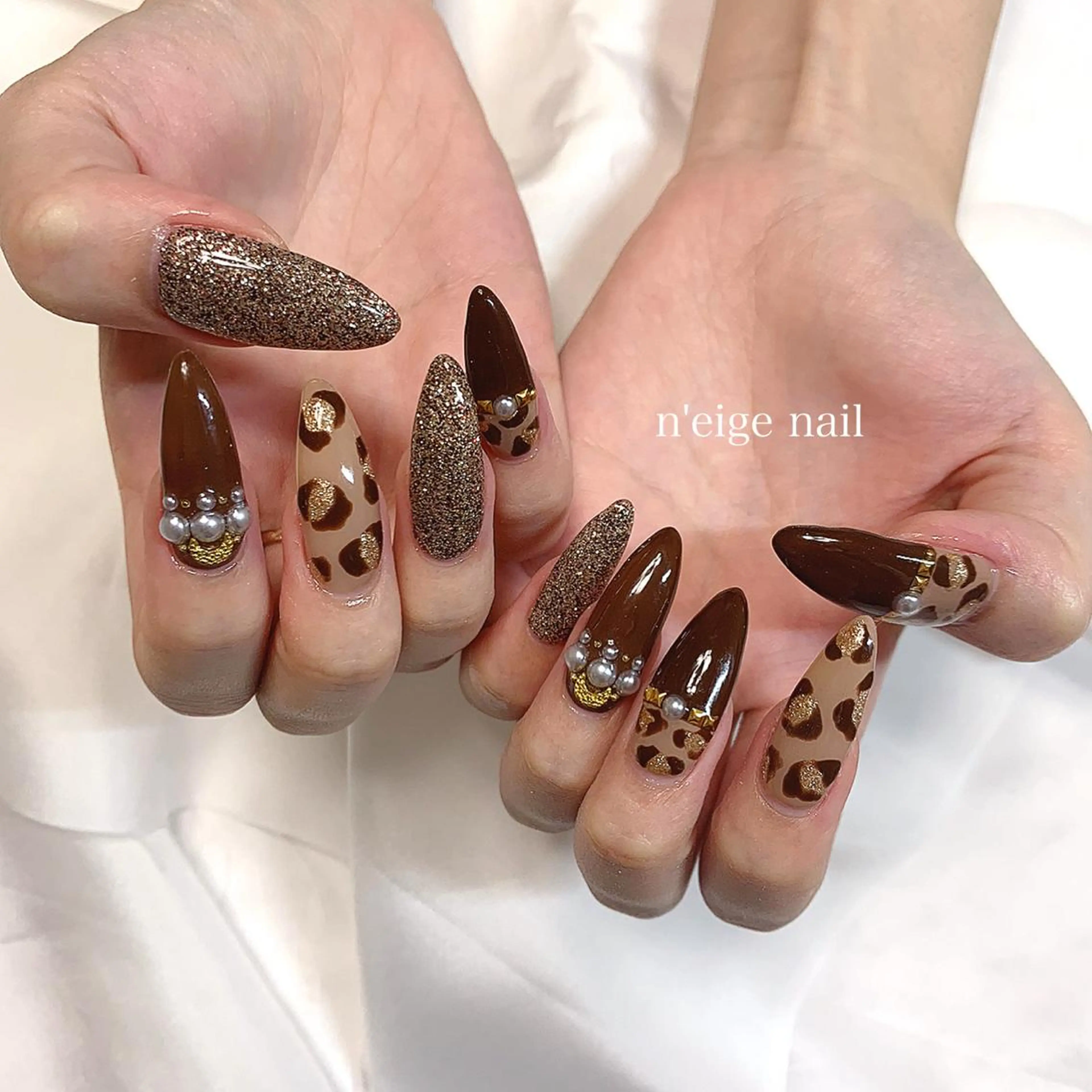 ネイル アートネイル ハート キラキラネイル 韓国ネイル ニュアンスネイル n'eige nail所属・大谷 綾香のネイルデザイン