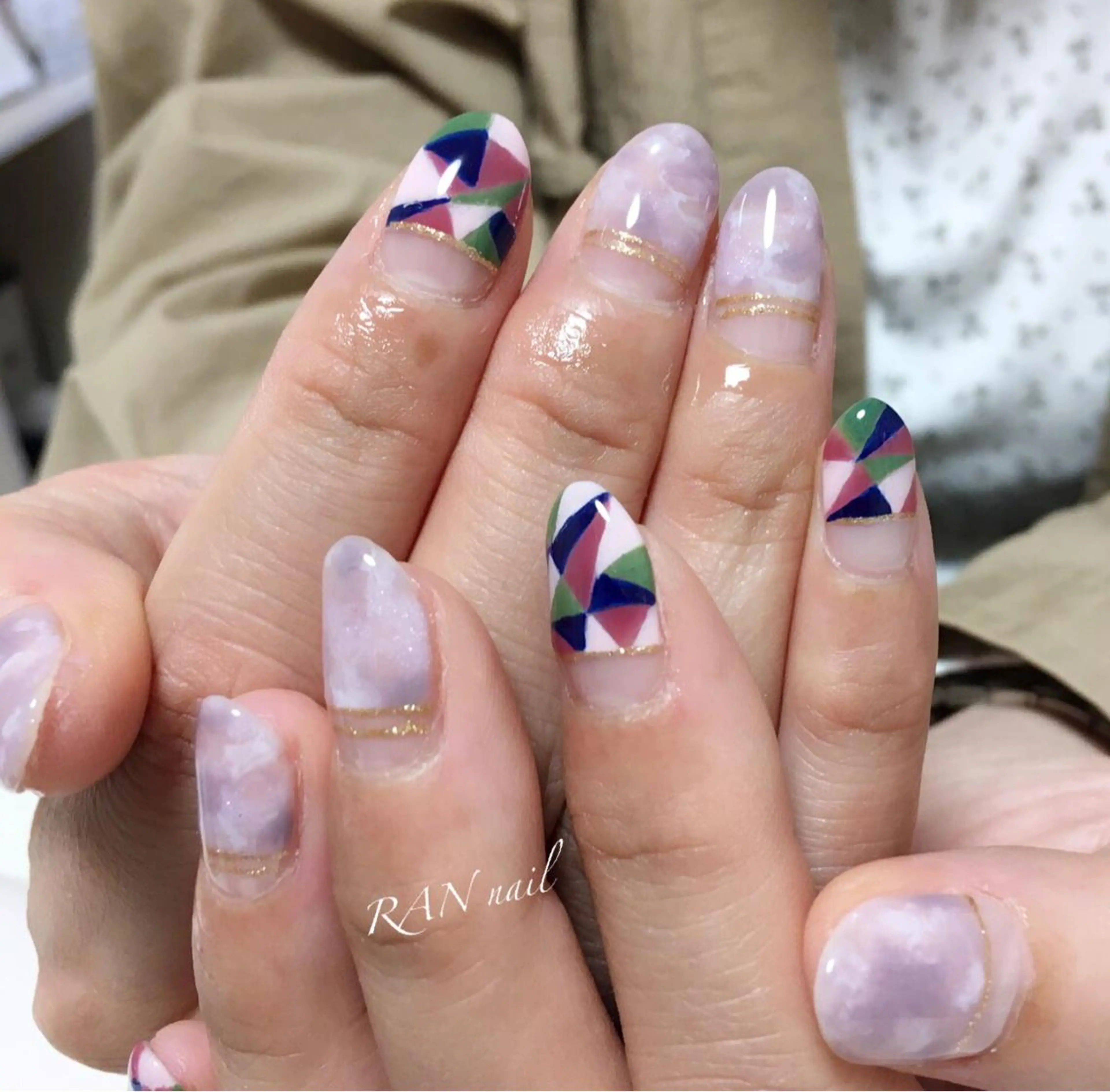 ネイル フレンチネイル 大理石ネイル(マーブル) ハンドネイル フットネイル RAN nail 〜ランネイル〜所属・RAN nailのネイルデザイン