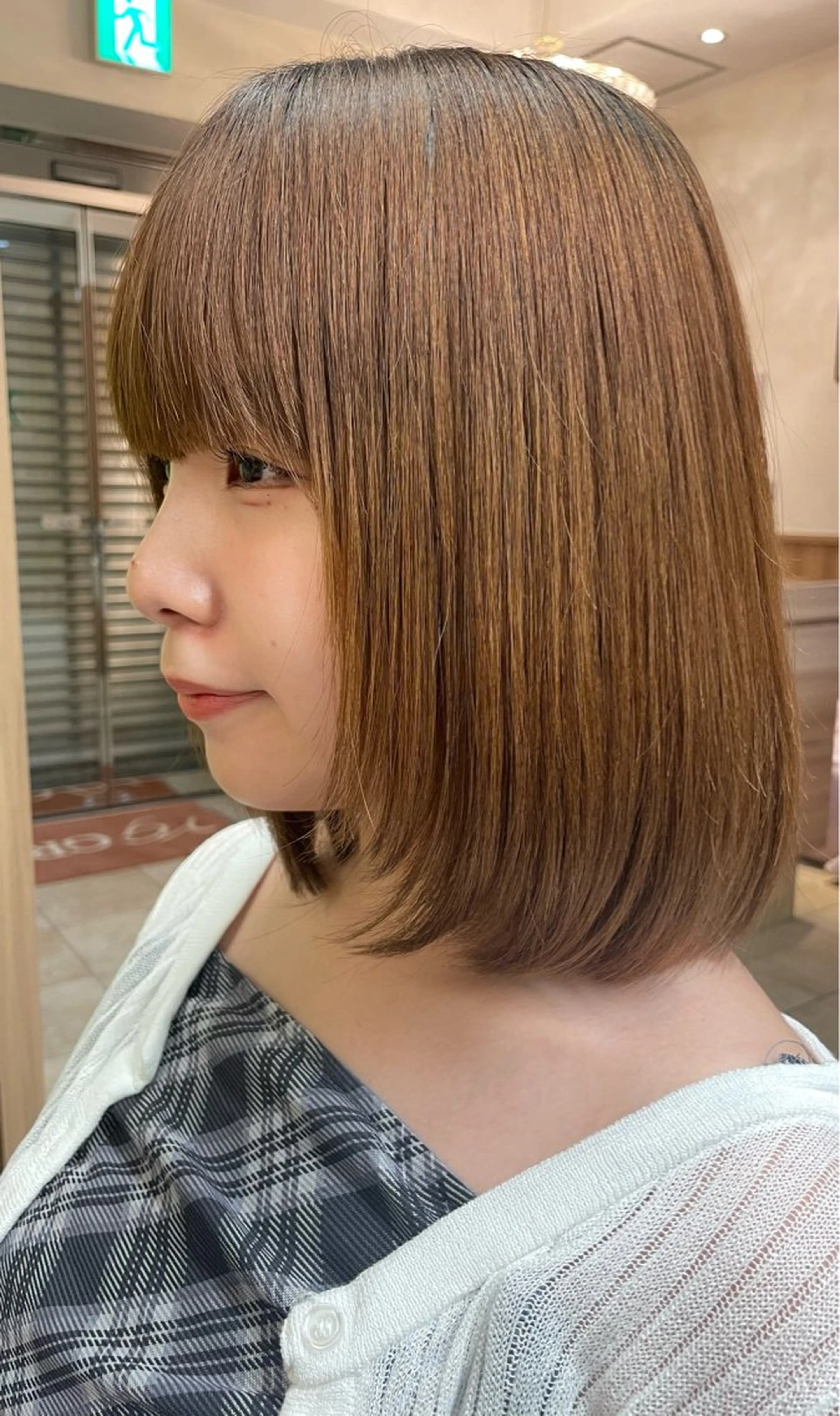 【新規限定】レディースカット  (ミディアム） ＋シャンプーの写真