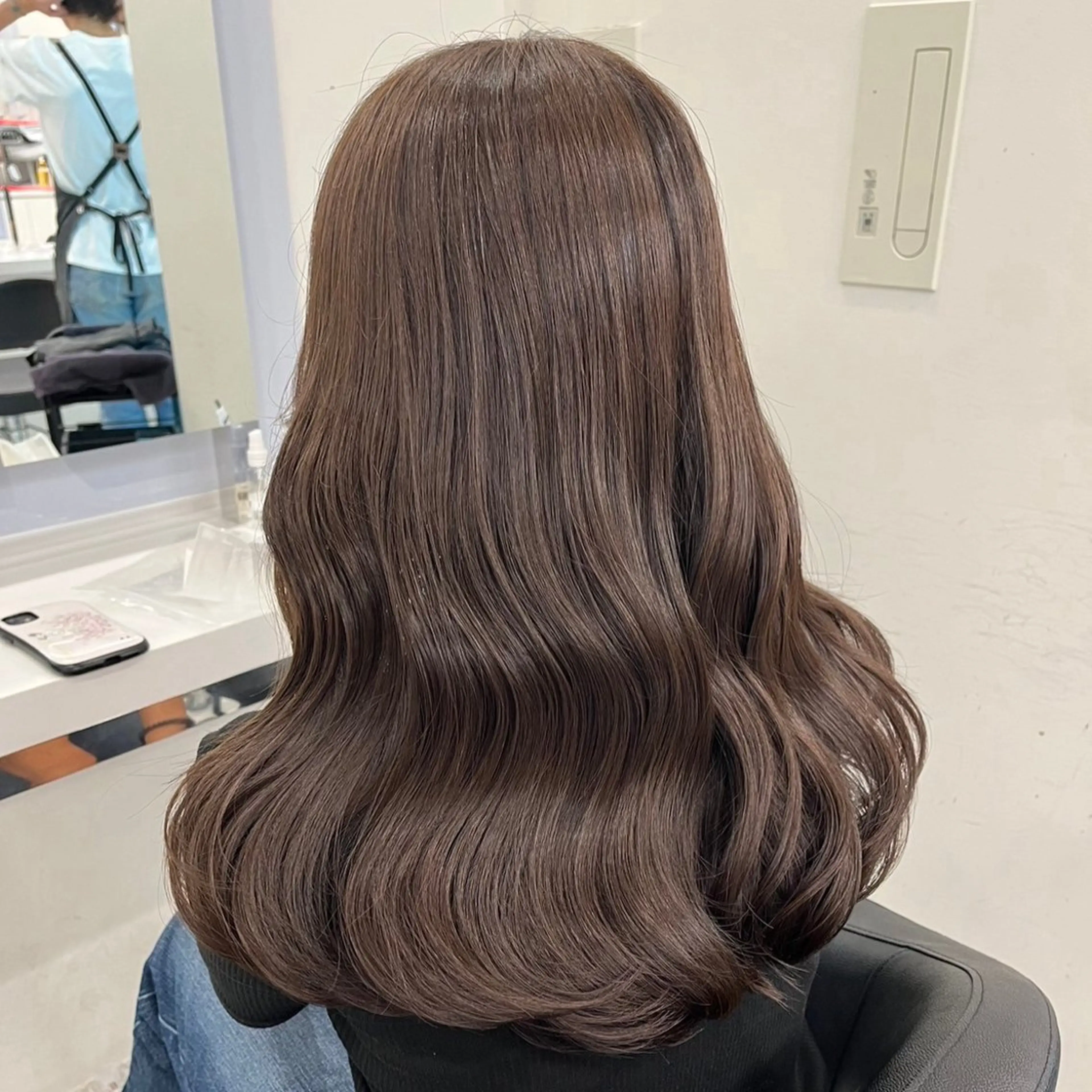 ロング カラー ヘアアレンジ 髪質改善 トリートメント ブリーチなし透明感 ×縮毛矯正🤍ユウのヘアスタイル