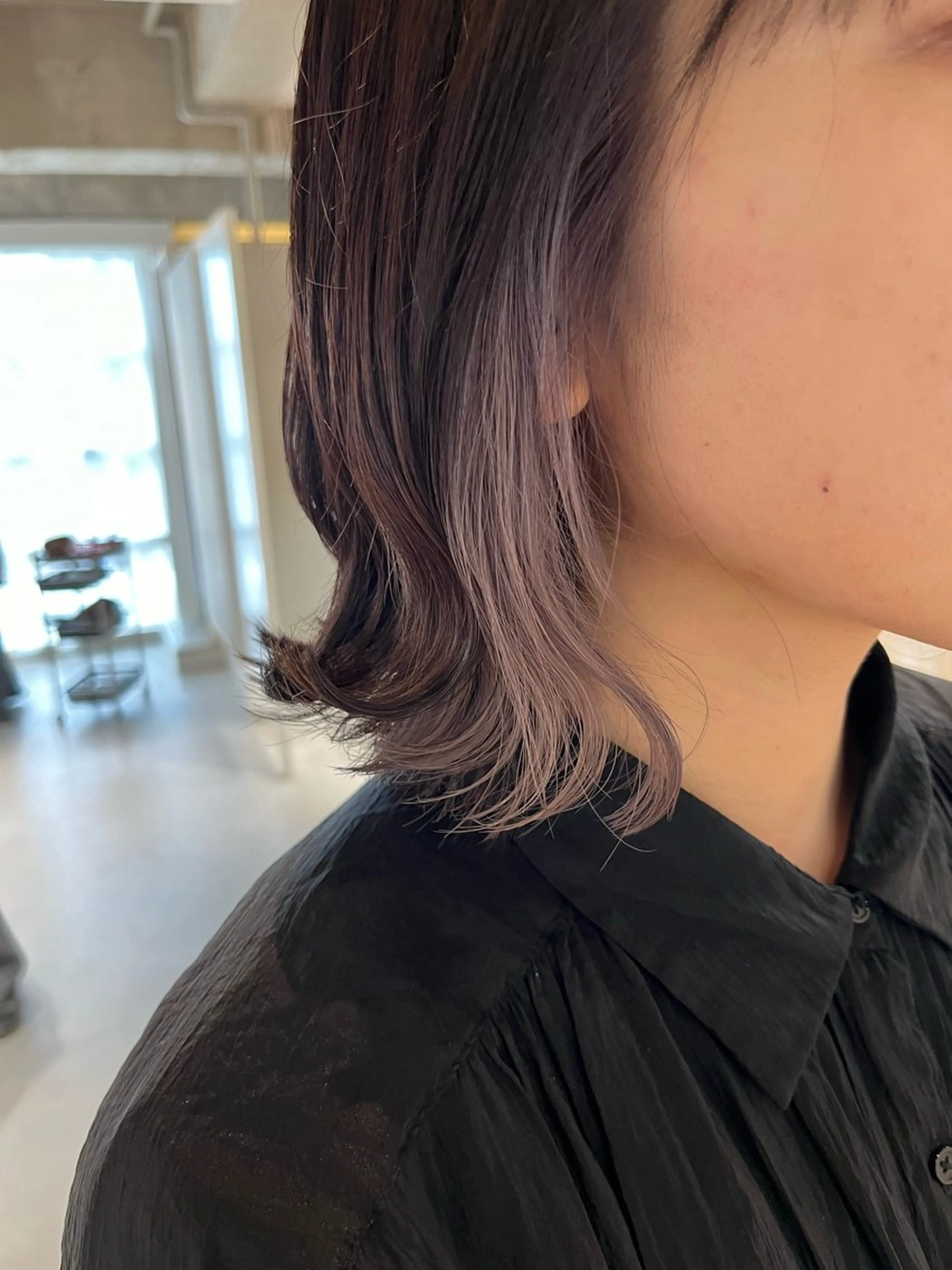 ミディアム カラー ヘアカラー トリートメント 艶髪ブリーチ/レイヤ ー/竹本幸希のヘアスタイル