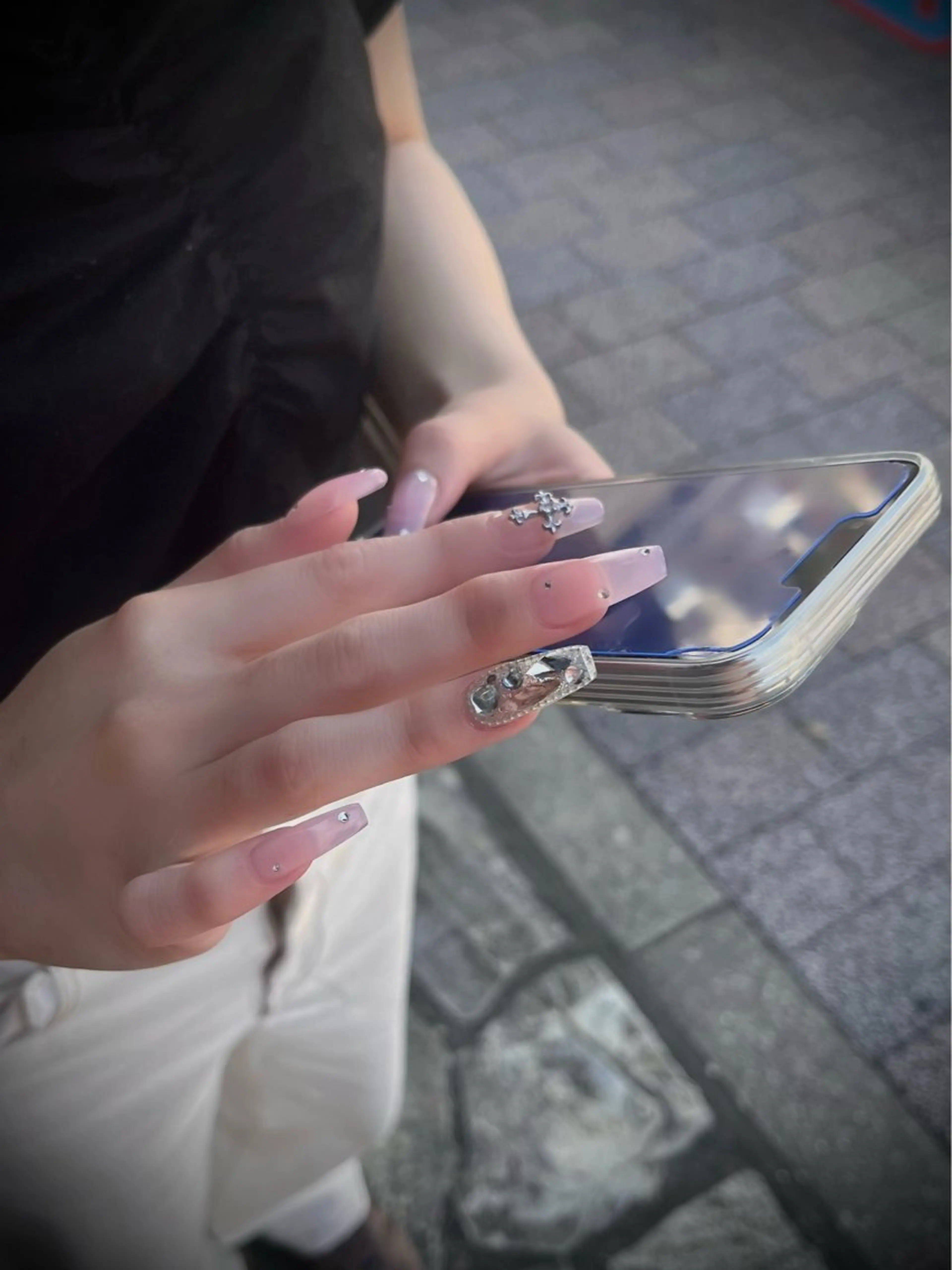 ネイル フットネイル キラキラネイル マグネットネイル ワンカラーネイル スカルプネイル nine.🦋 YUKOのネイルデザイン