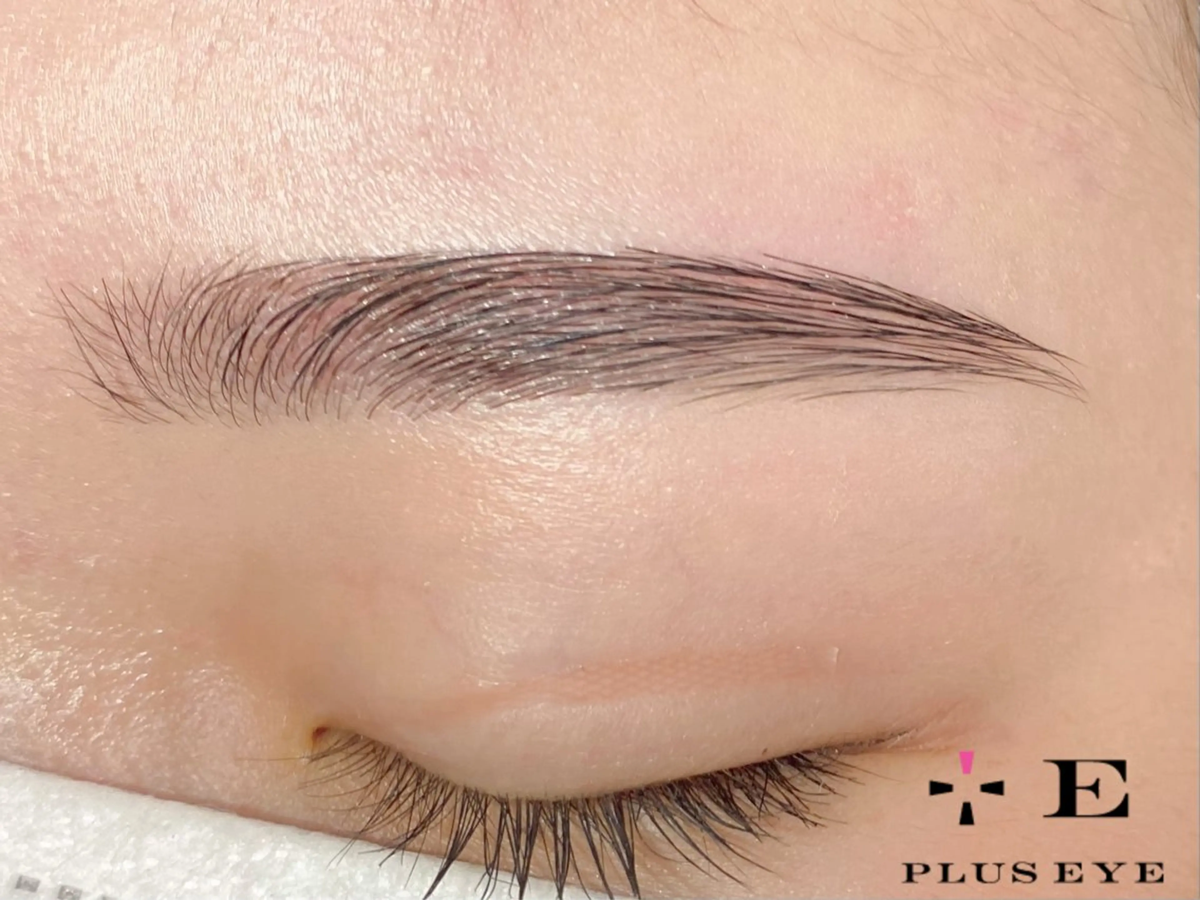 アイブロウ プラスアイ 新宿東口駅前店のマツエク・マツパデザイン