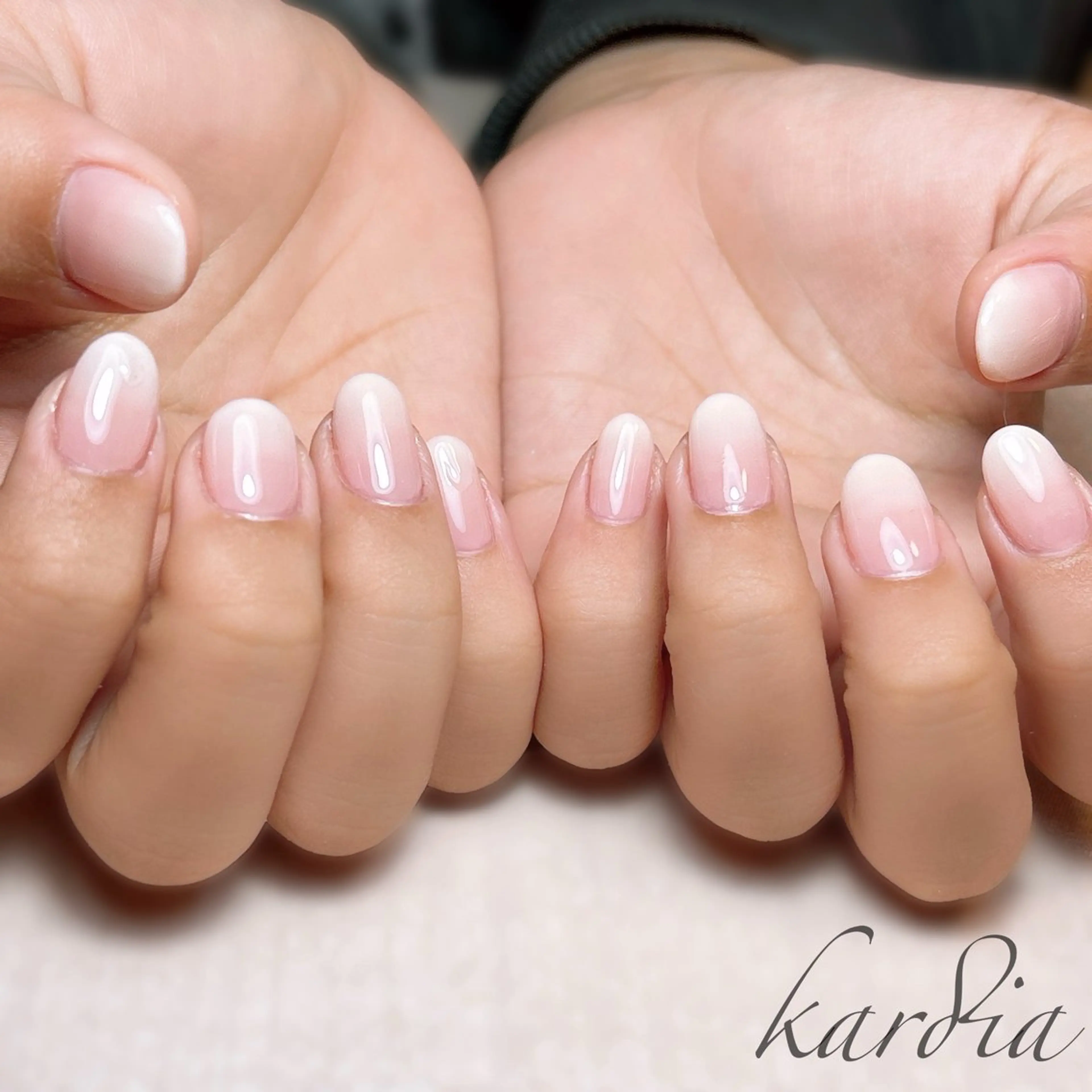 ネイル ハンドネイル καρδιά -ｶﾙﾃﾞｨｱ-のネイルデザイン