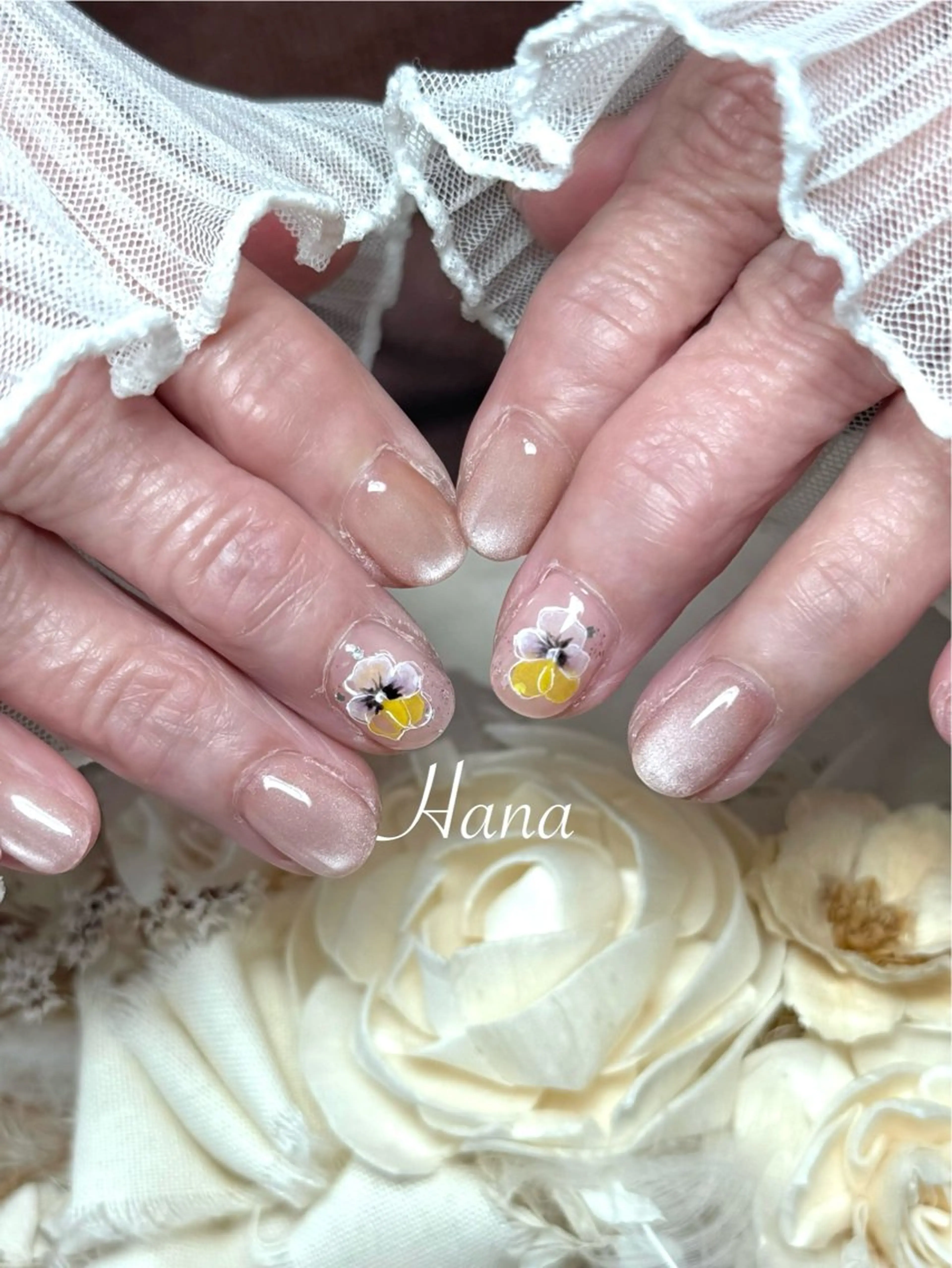 ネイル マグネットネイル 黄色 Hana_ Rieのネイルデザイン