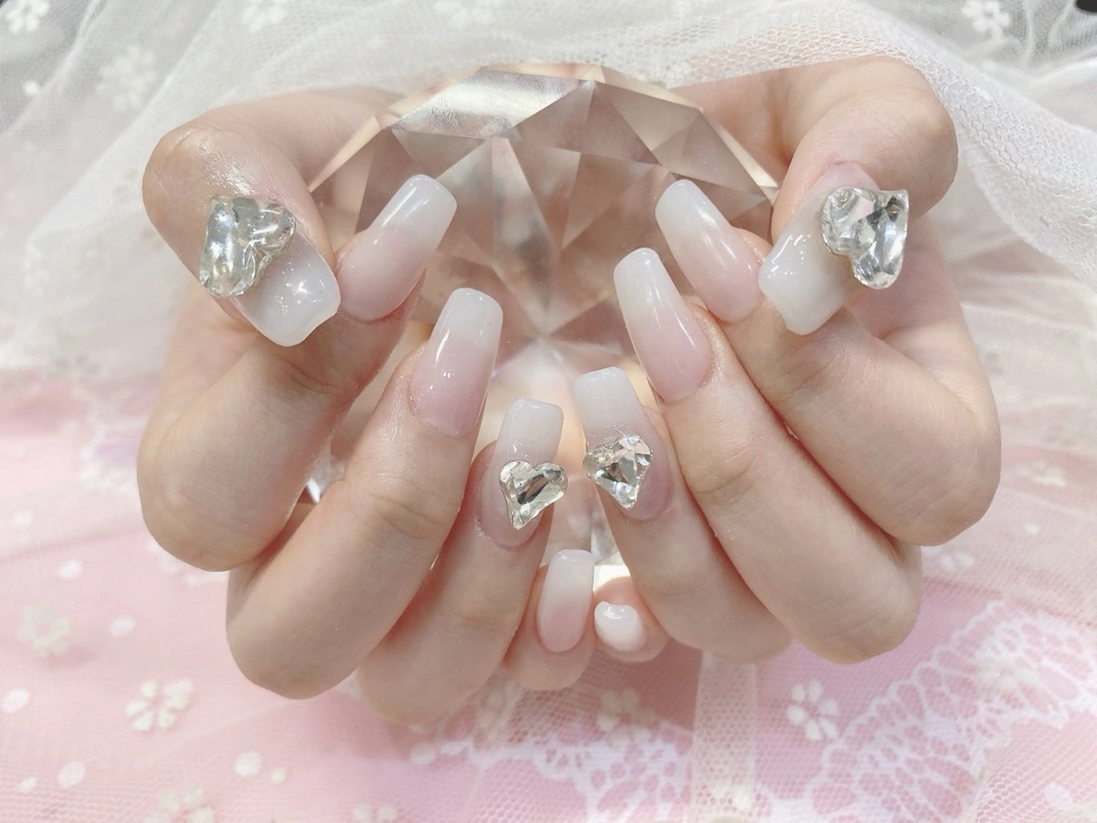 ネイル ハンドネイル PLATA LISAのネイルデザイン