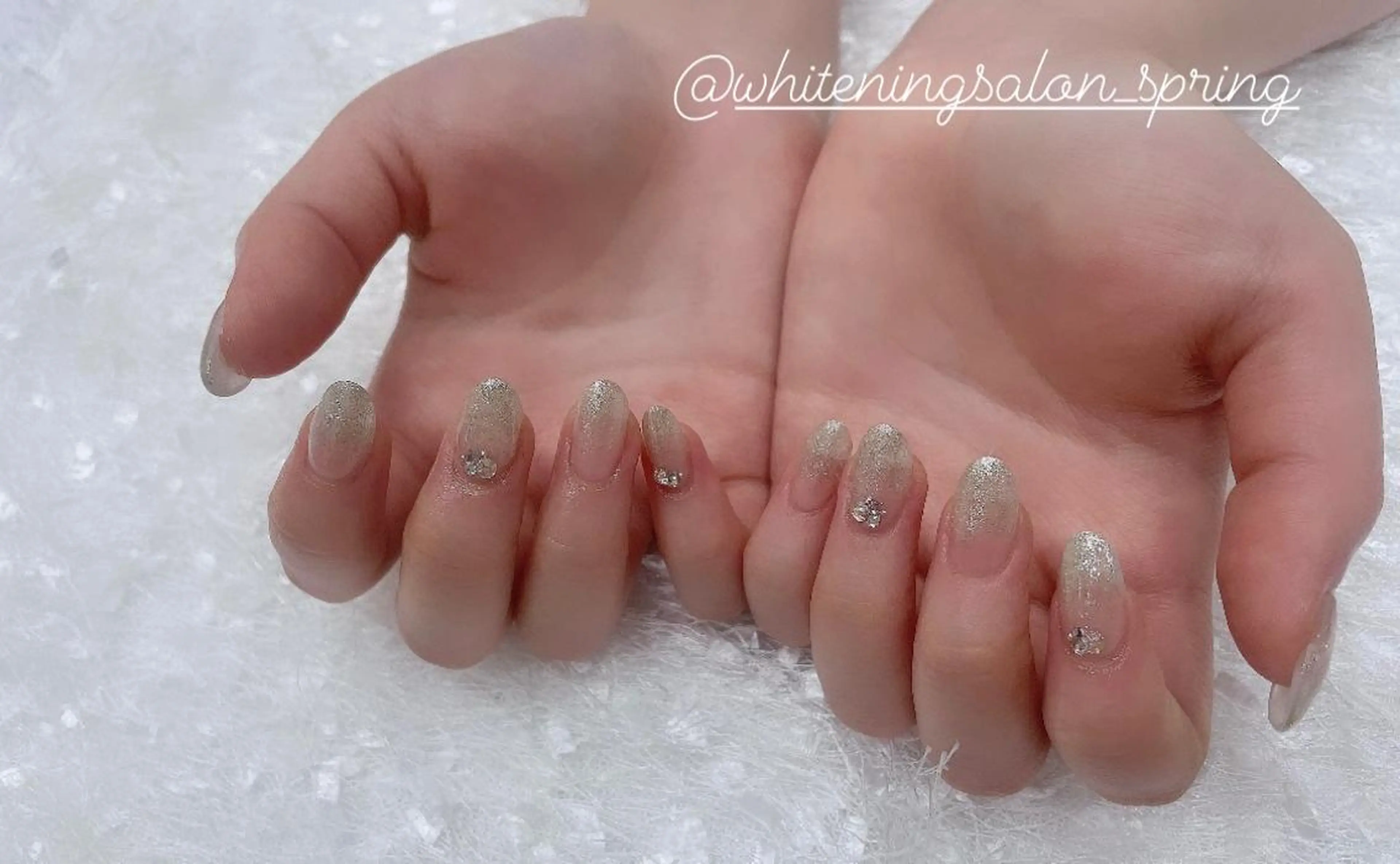 ネイル グラデーション ラメ(グリッター) ラメグラデーション Nakao Hitomiのネイルデザイン