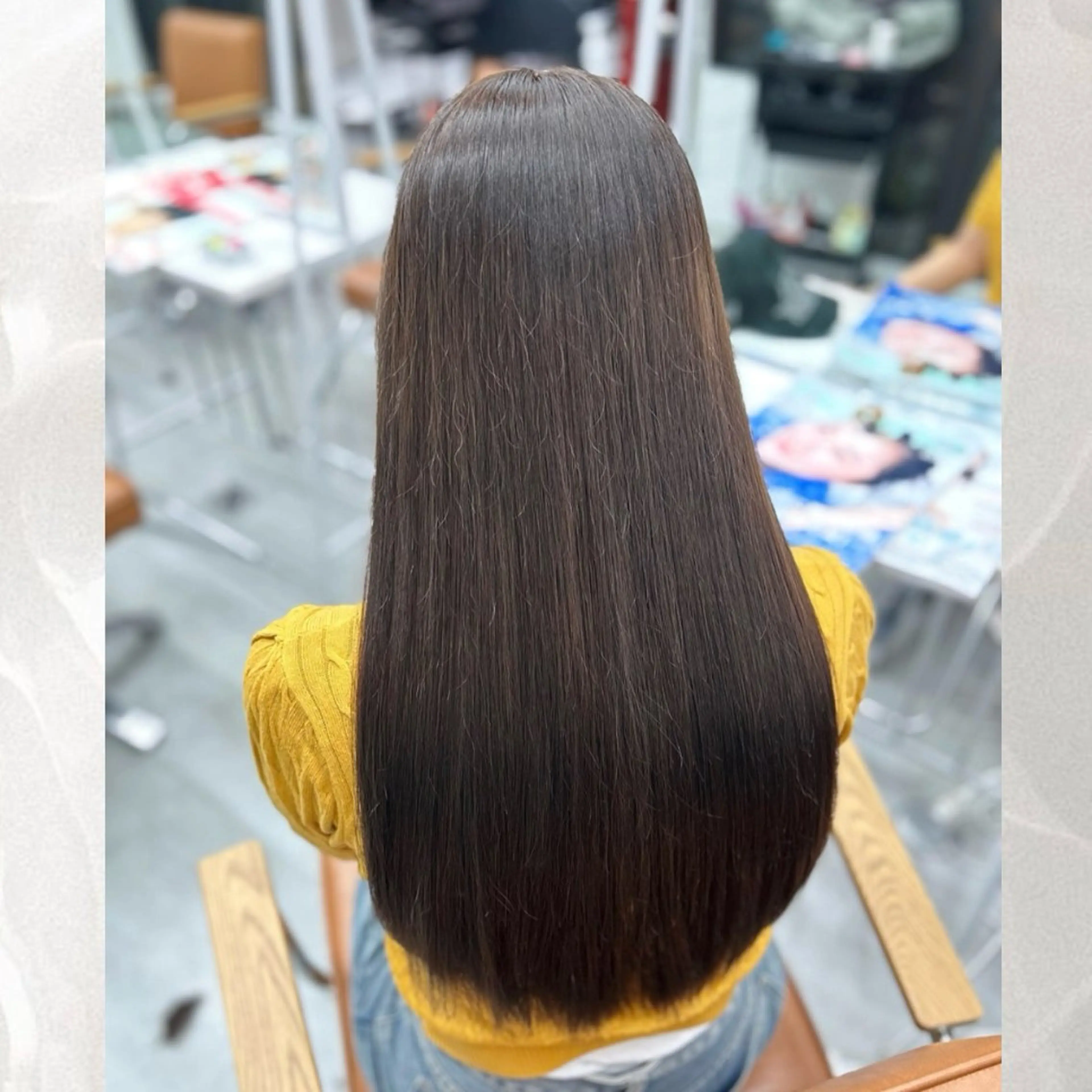 ロング ☘️透明感オリーブ ナミ☘️のヘアスタイル