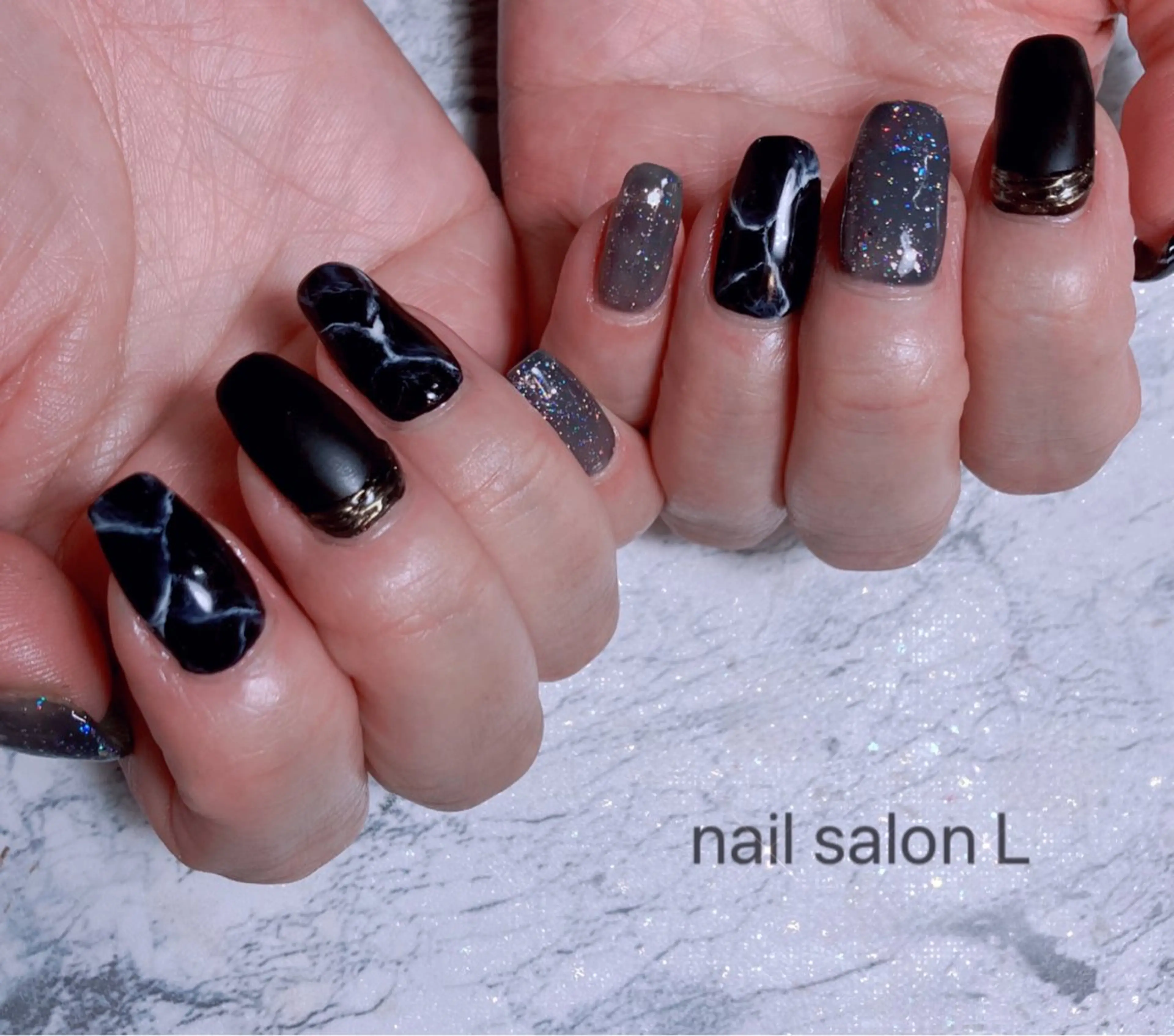 ネイル 大理石ネイル(マーブル) マットネイル 持ち込み ハンドネイル 吉川市 ネイルサロンLのネイルデザイン