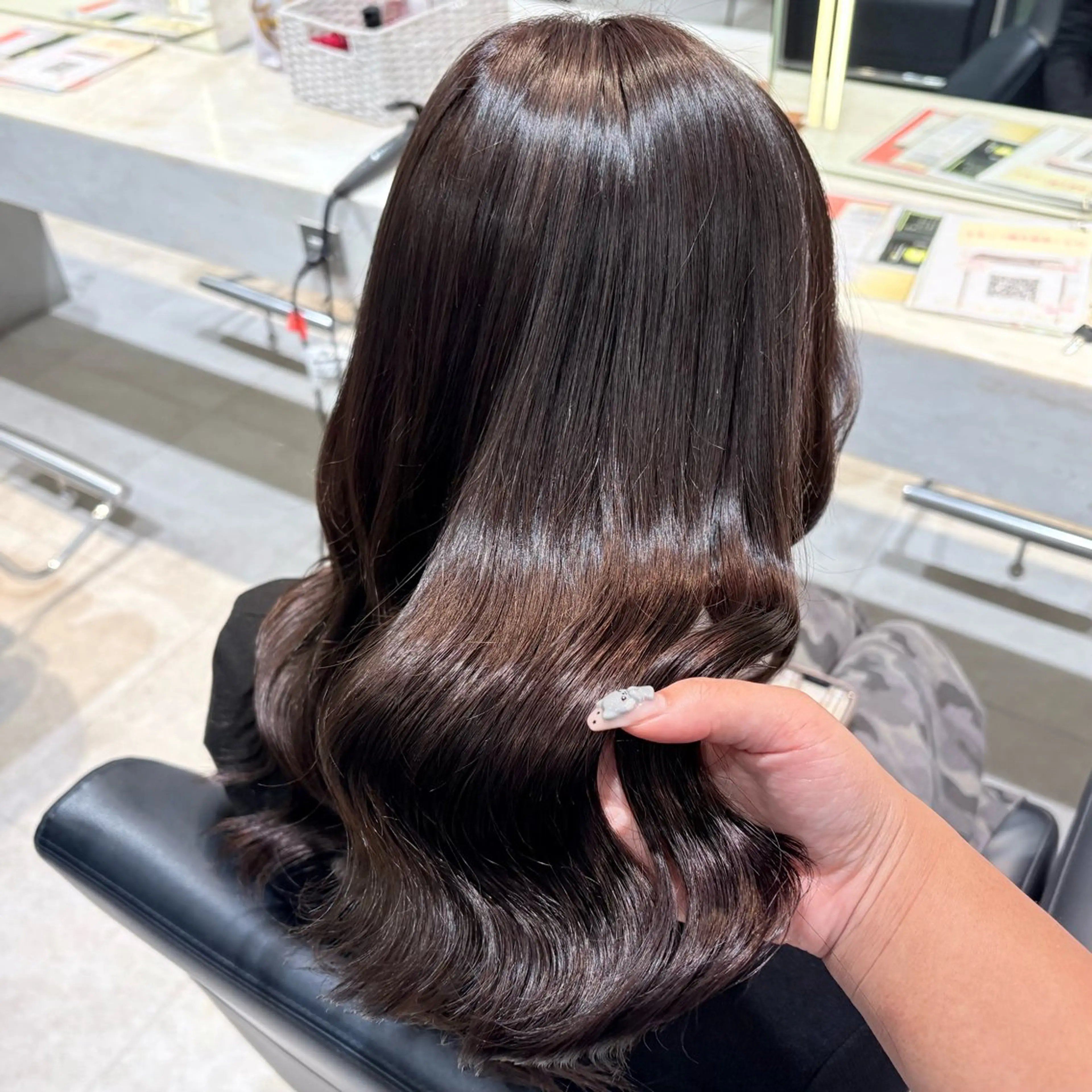 セミロング カラー ヘアカラー トリートメント 髪質改善/縮毛矯正 /アレンジ🌙あまにのヘアスタイル