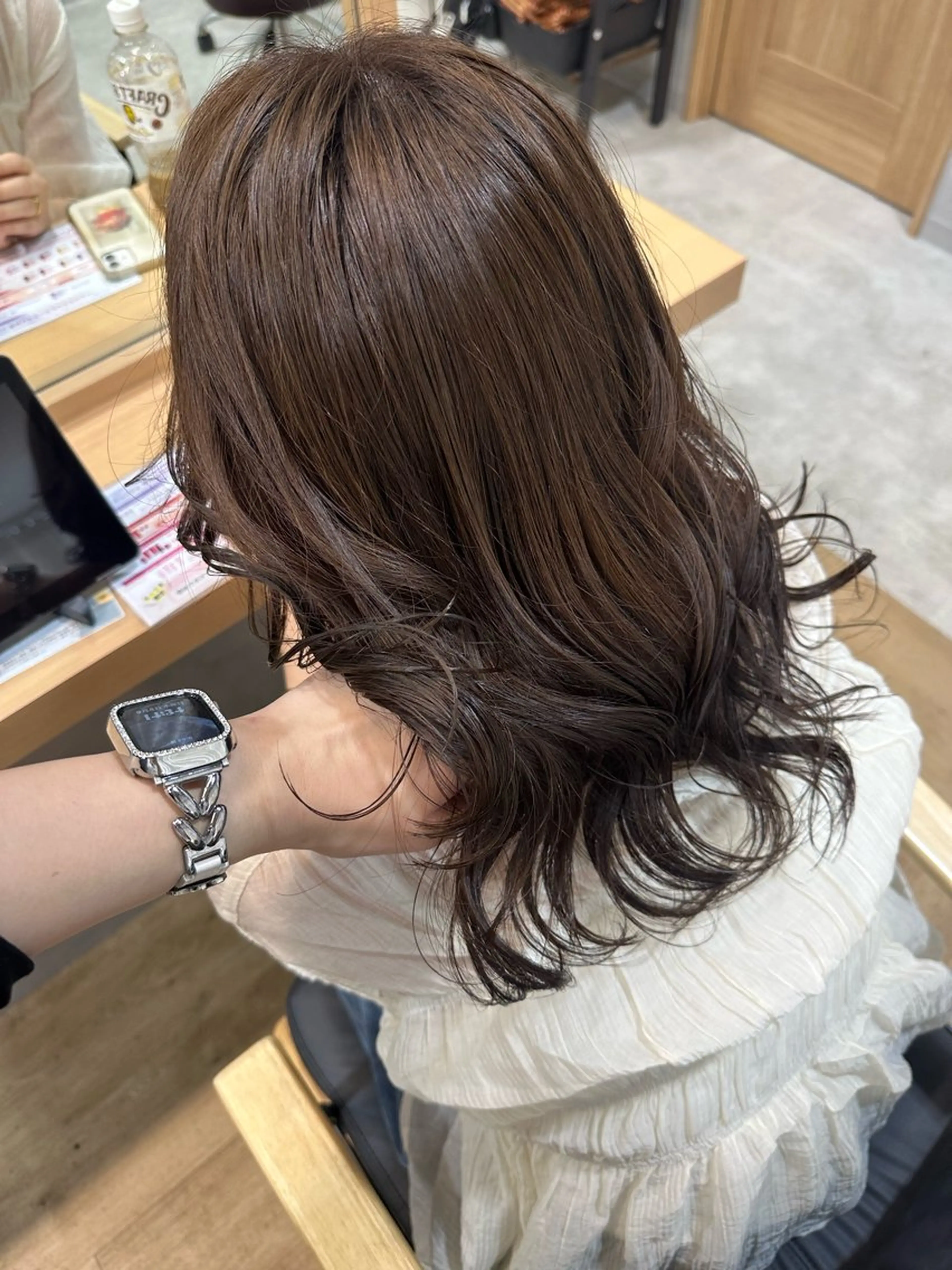 ミディアム ヘアカラー トリートメント 小寺 唯希のヘアスタイル