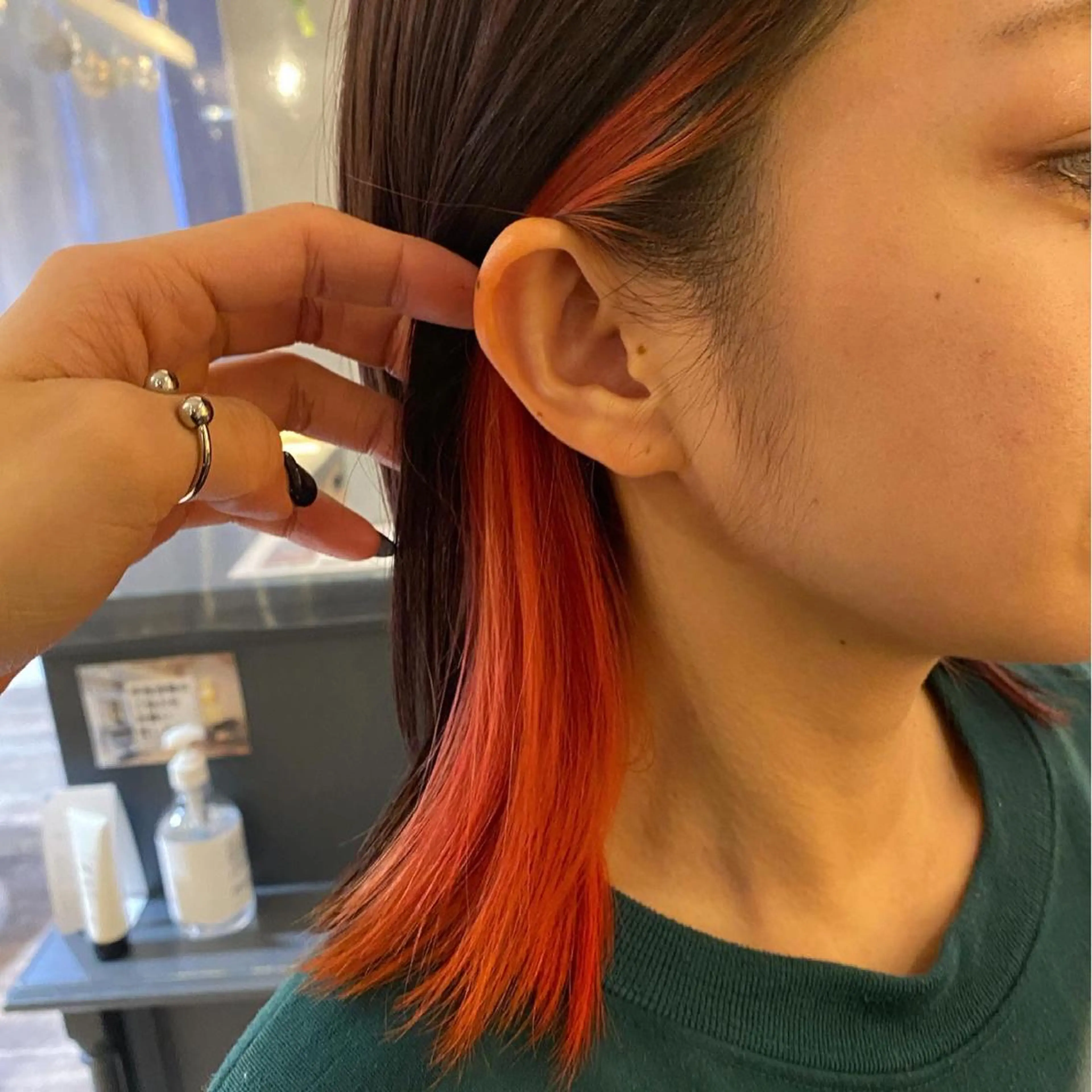 ミディアム カラー ヘアカラー 梅田ハイトーン チダ ヒナノのヘアスタイル