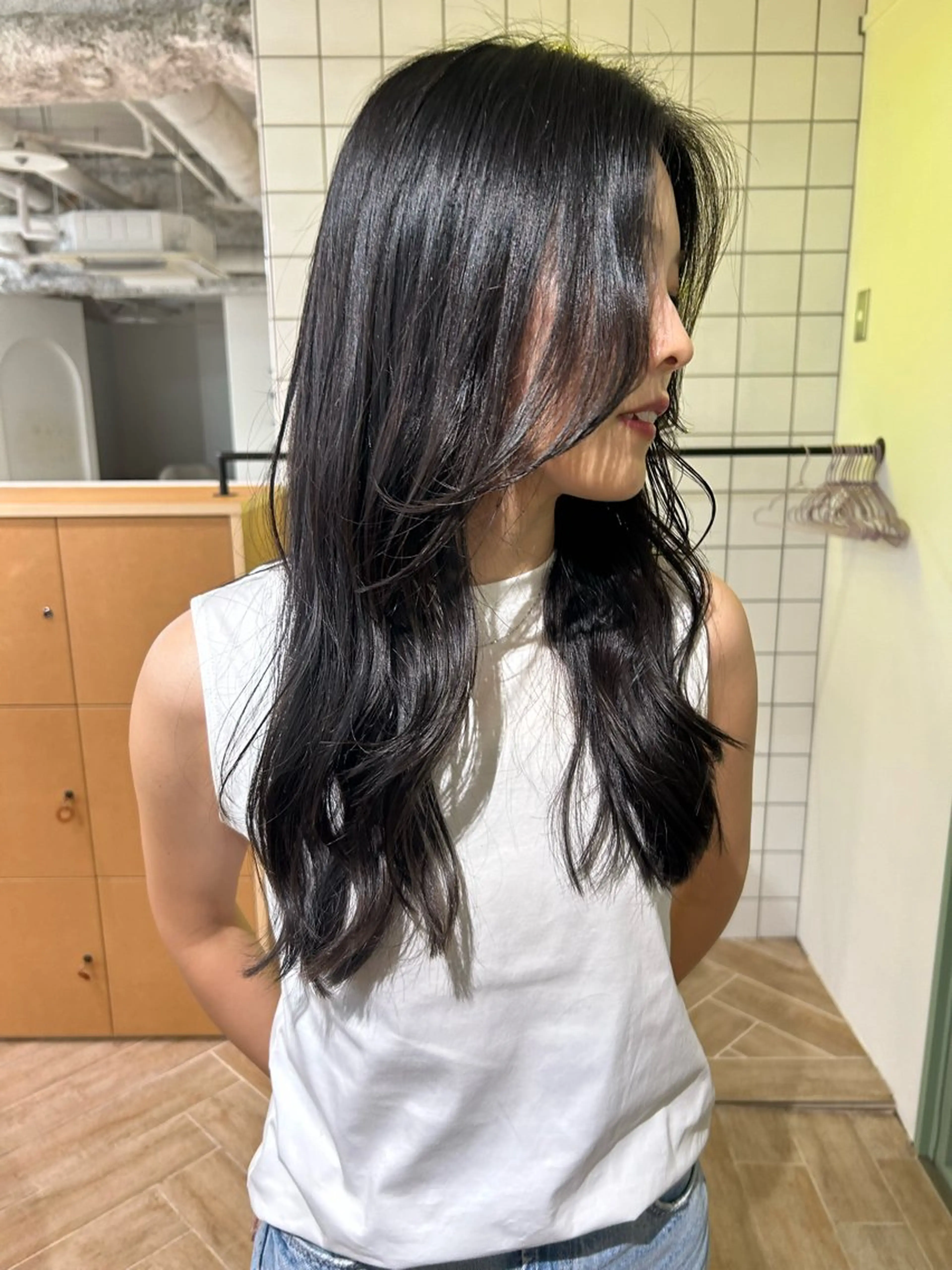 ロング カラー カット ヘアカラー トリートメント ベージュ/ダブルカラ ー/新潟駅/青柳萌果のヘアスタイル