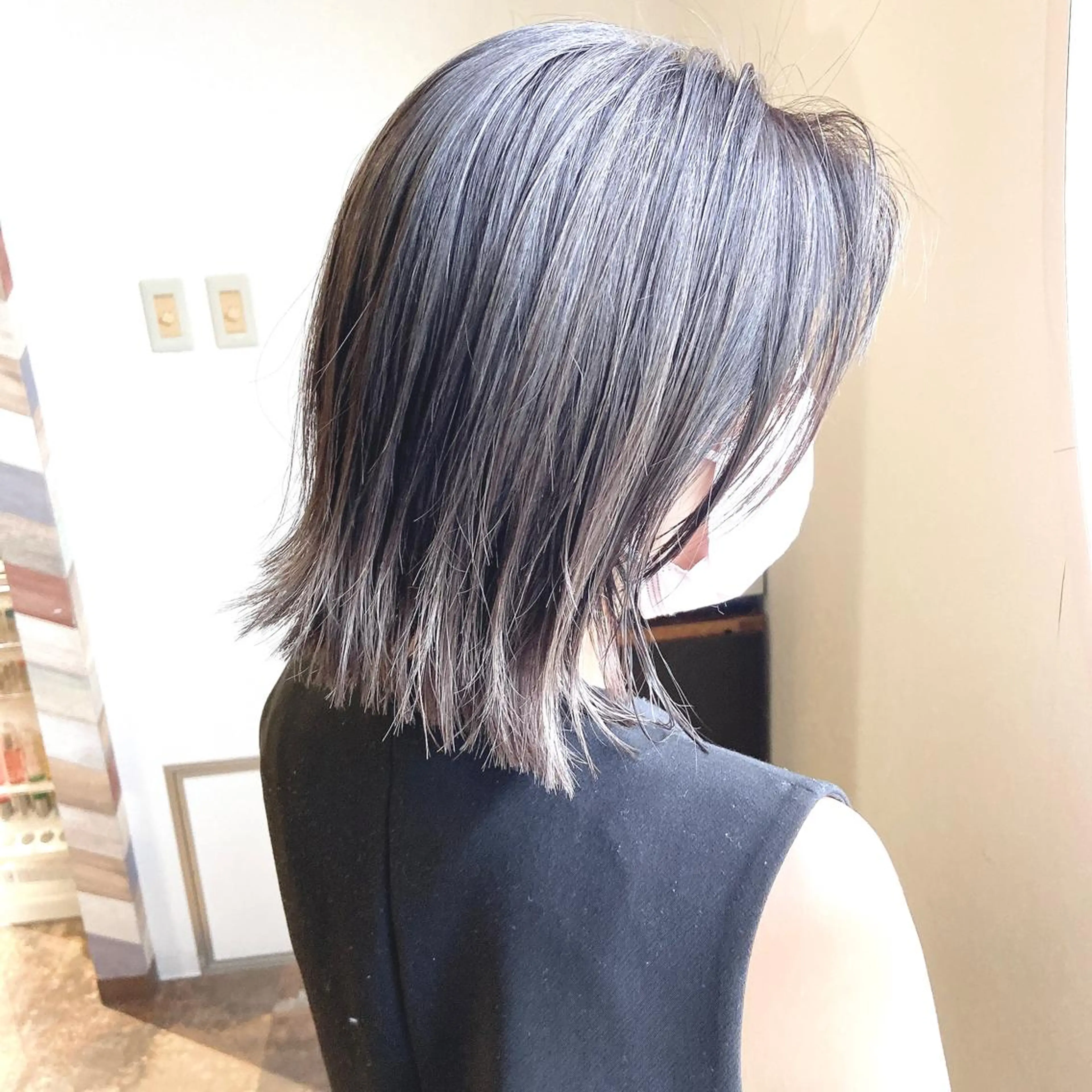 ミディアム カラー 透明感カラー ダークグレー ダークグレージュ グレージュ rilliant所属・中原 つくしのヘアスタイル