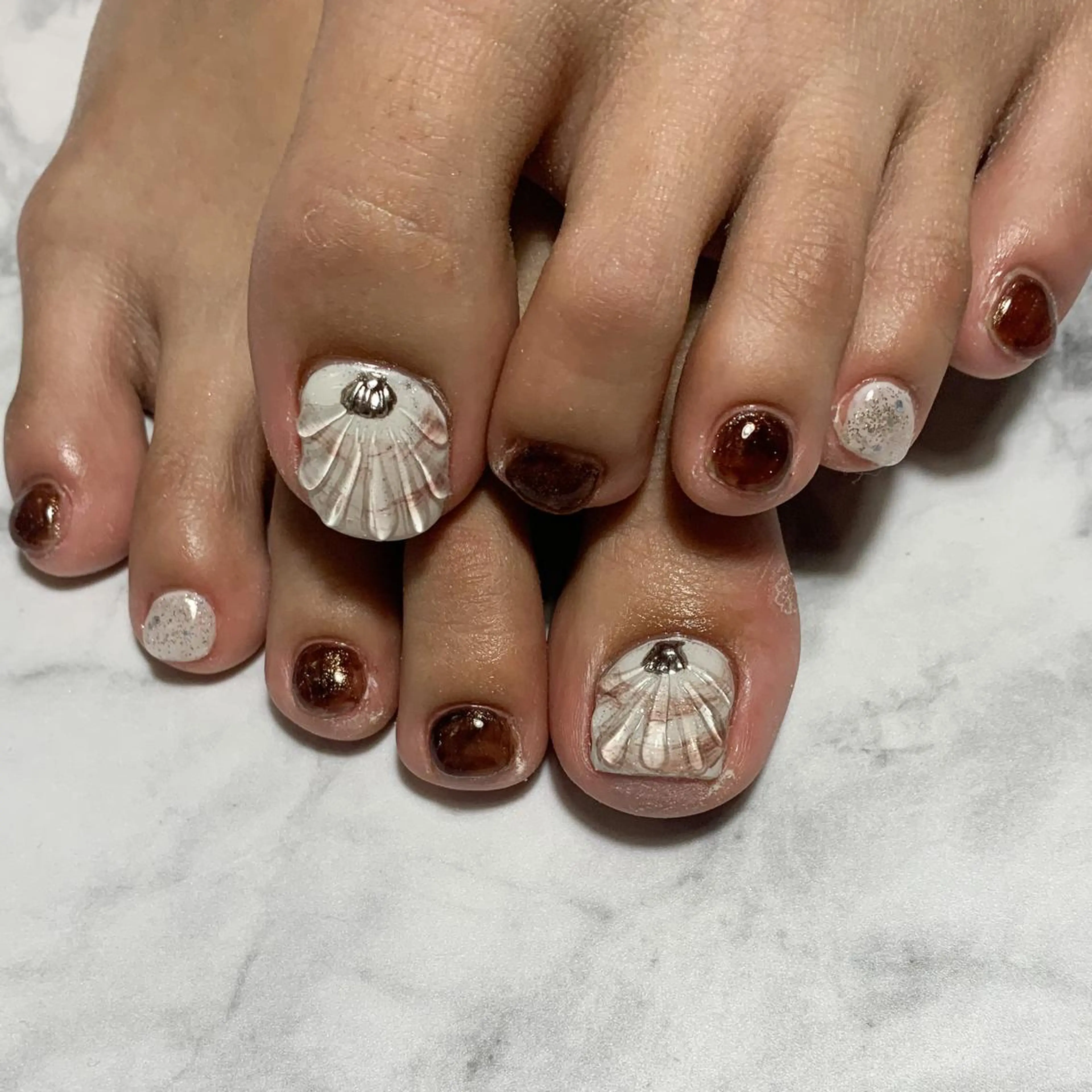 ネイル フットネイル FIORITURA aiのネイルデザイン