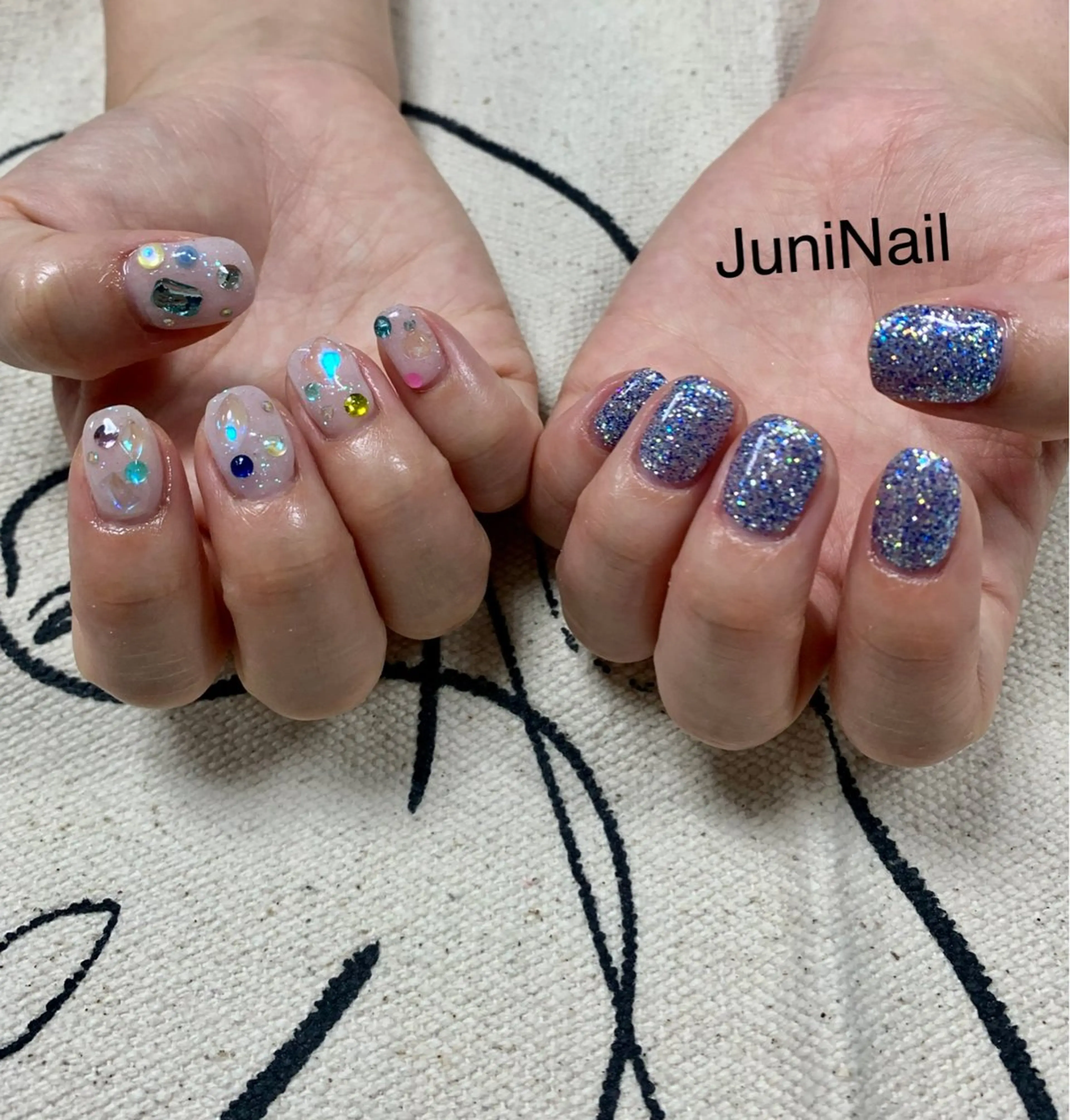 ネイル オーロラネイル クリアネイル フラッシュネイル 氷ネイル・うるうるネイル キラキラネイル ハンドネイル JuniNail 주니네일🇰🇷suのネイルデザイン