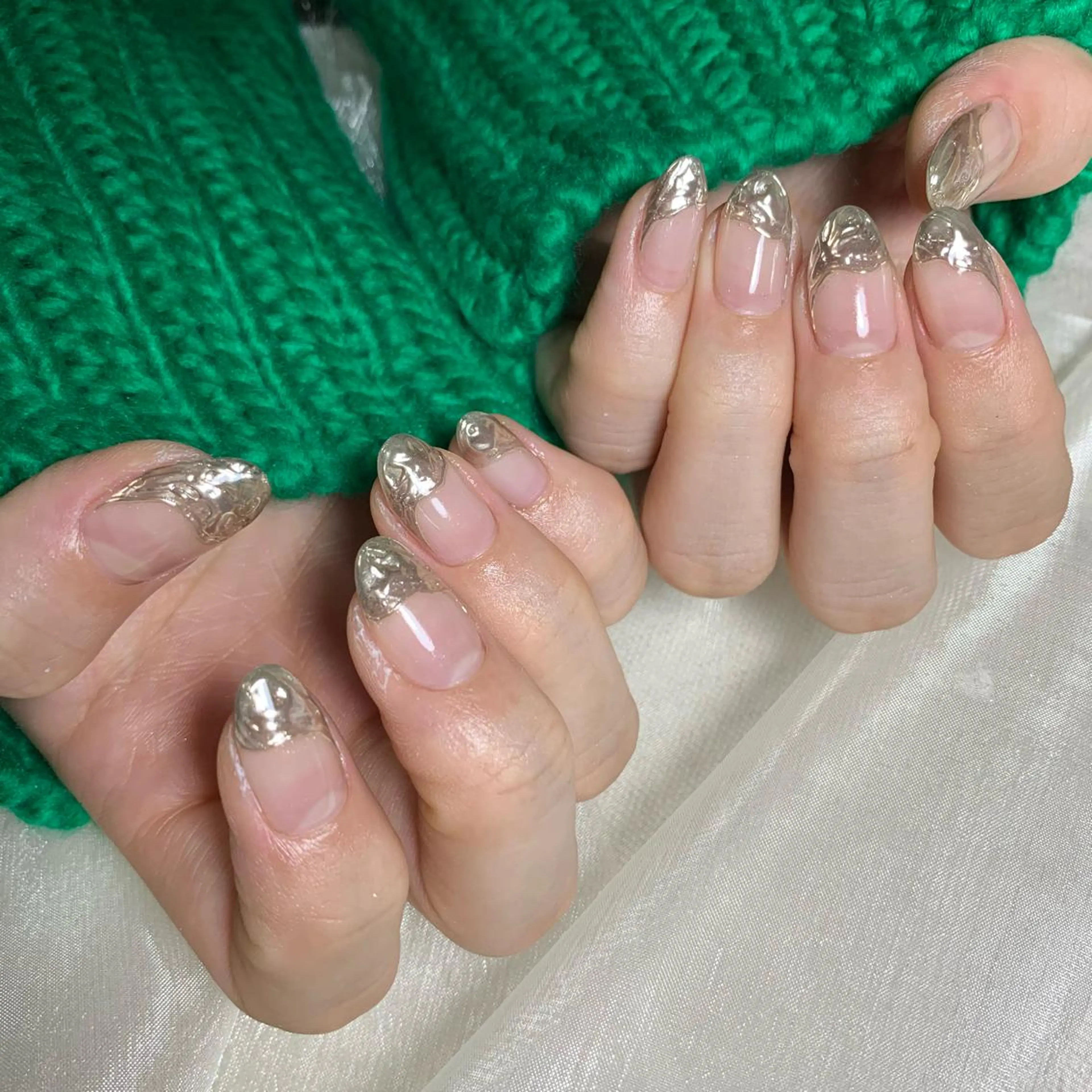 ネイル シルバー repos~ルポ~所属・里見 麗のネイルデザイン