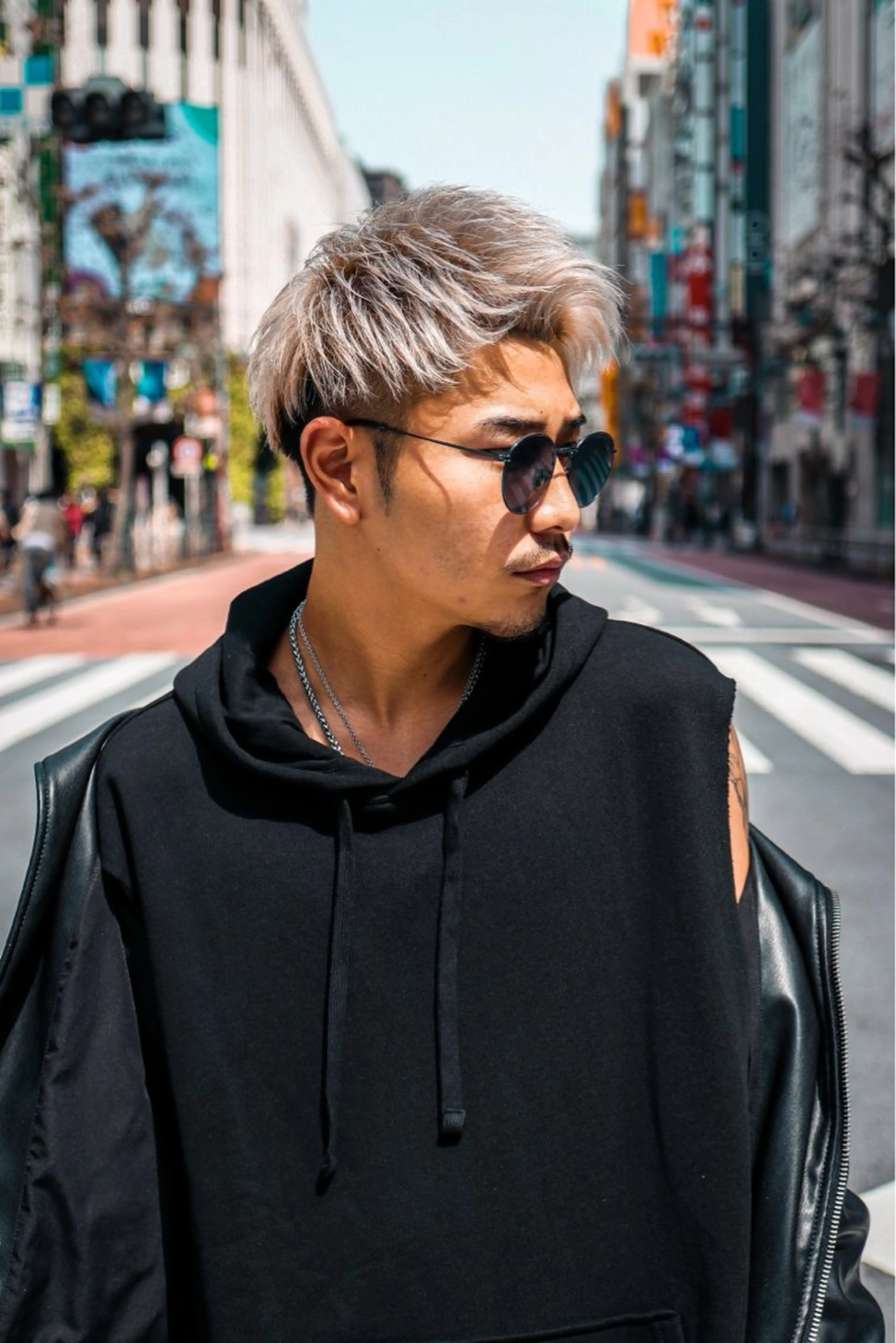 ショート カラー メンズ シールエクステ メンズブリーチ メンズハイライト メンズインナーカラー メンズ韓国風 loa所属・🦋韓国hair🦋 エクステ店長sakiのヘアスタイル