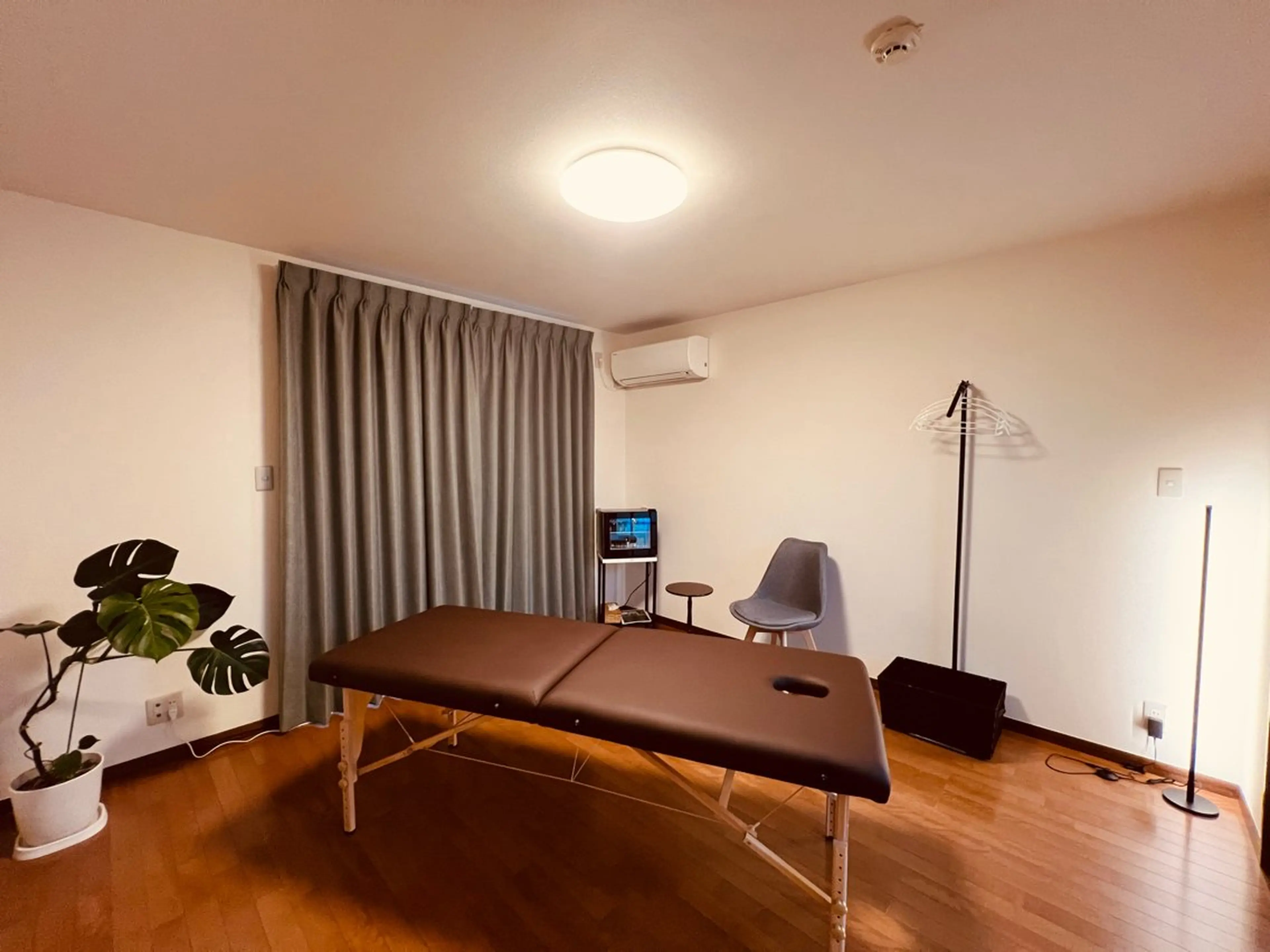 白丸整体マッサージ所属・白丸 花子のエステ・リラクイメージ