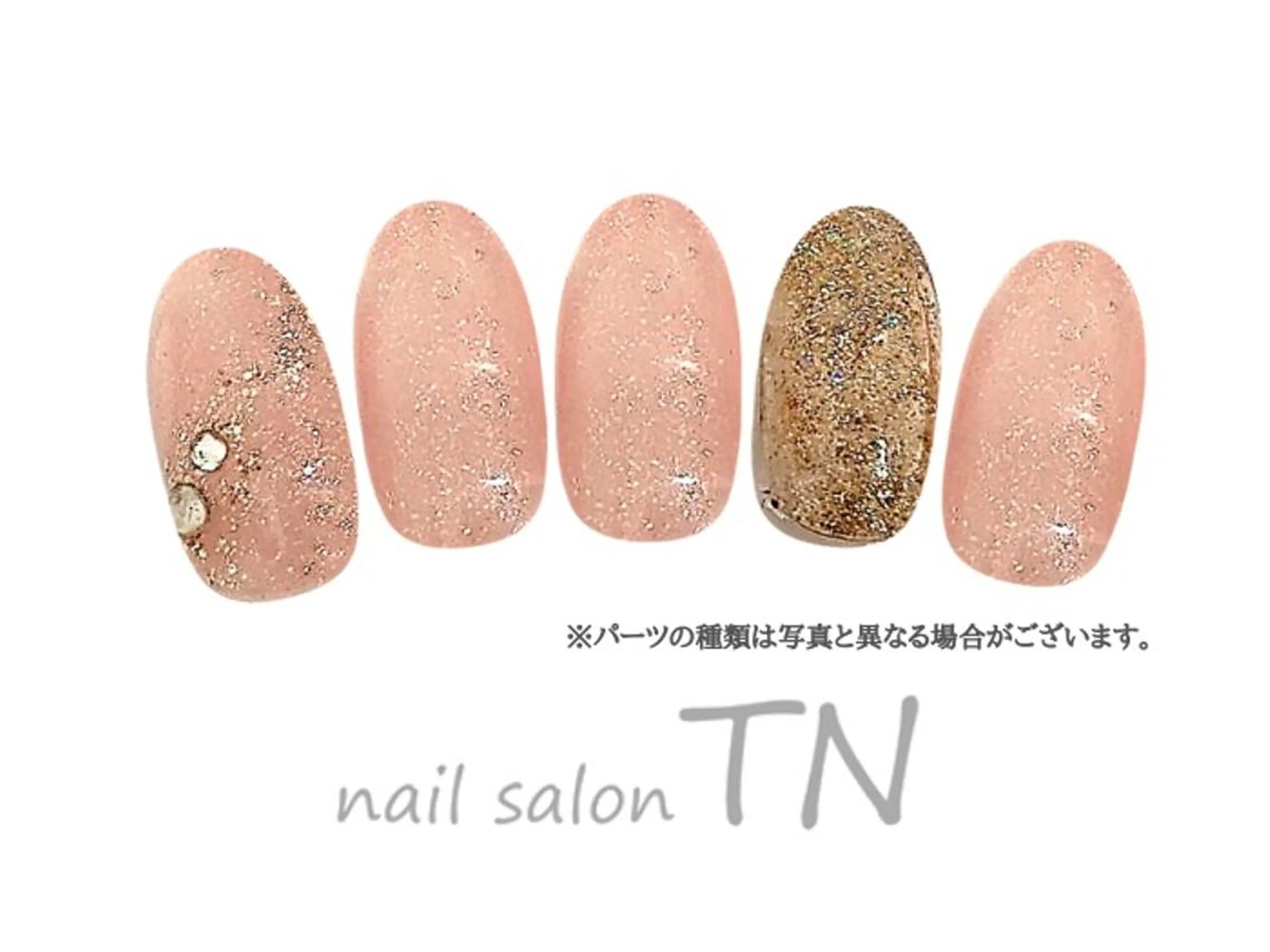 ミディアム ハンドネイル 矢川 まどかのネイルデザイン