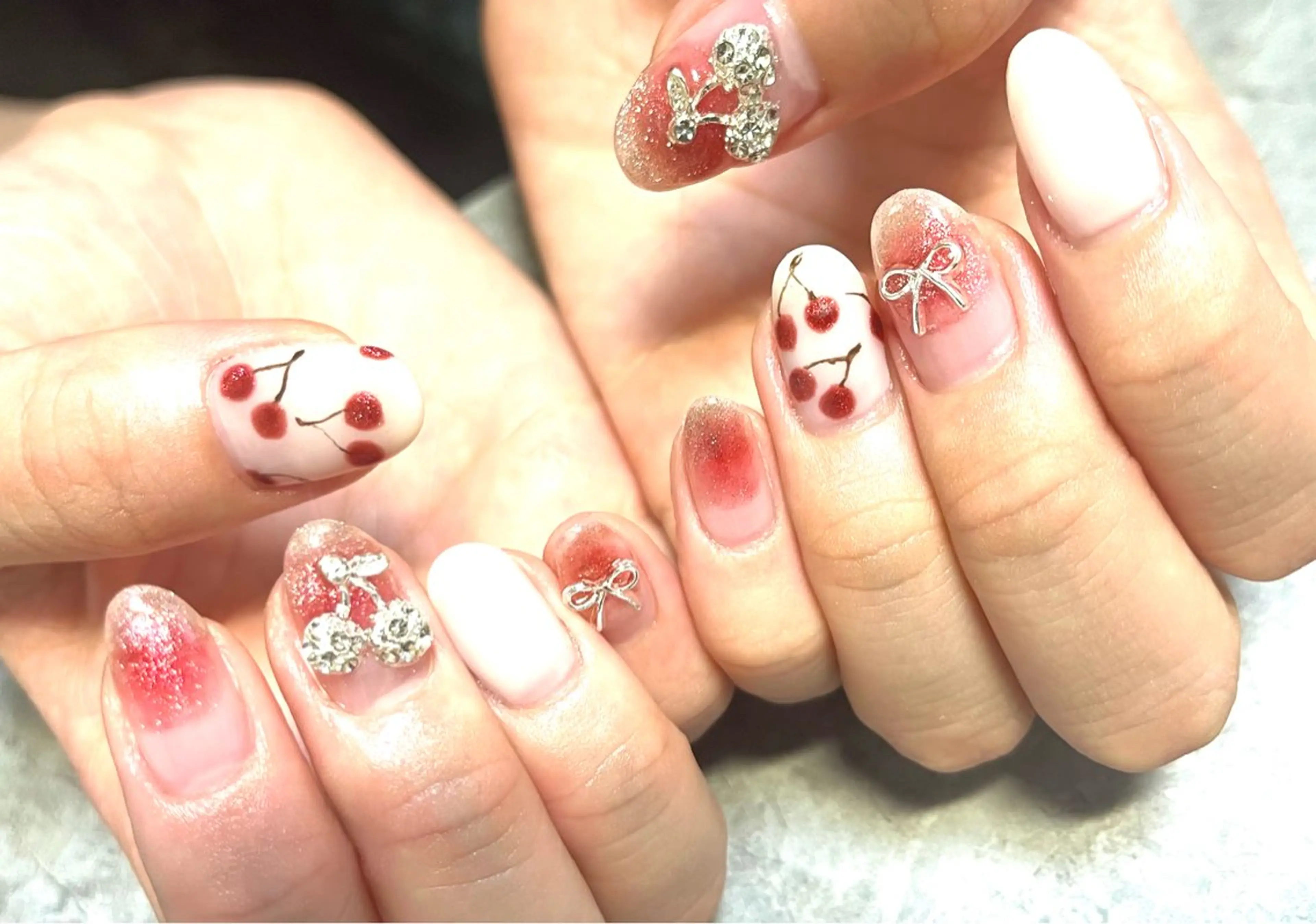 ネイル チークネイル クリアネイル マグネットネイル 持ち込み ピンク Felice所属・ベテランネイル cnc nailのネイルデザイン