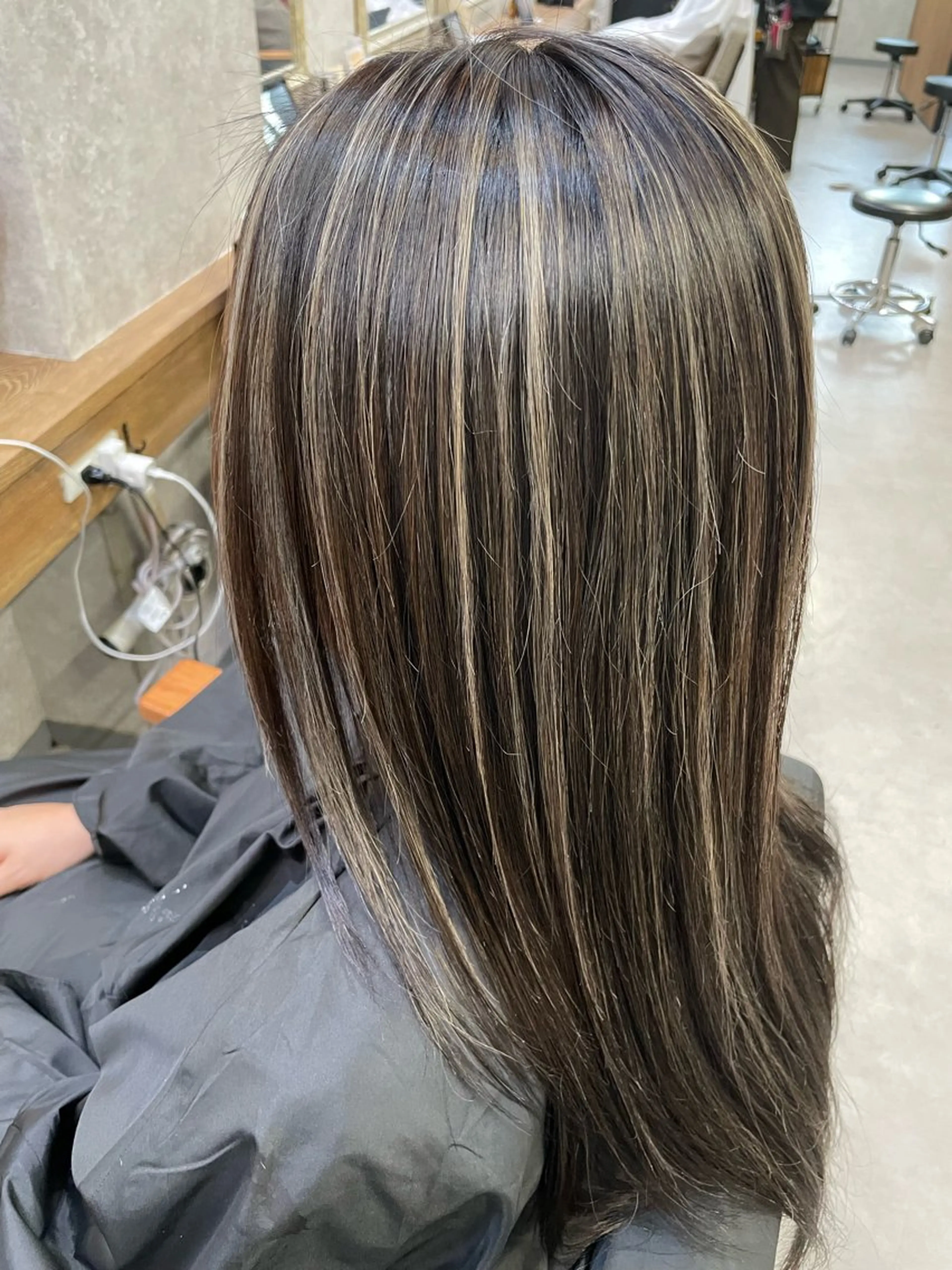 〖ブリーチ〗ハイライトカラー🔆⟡.·3stepトリートメント🍒の写真